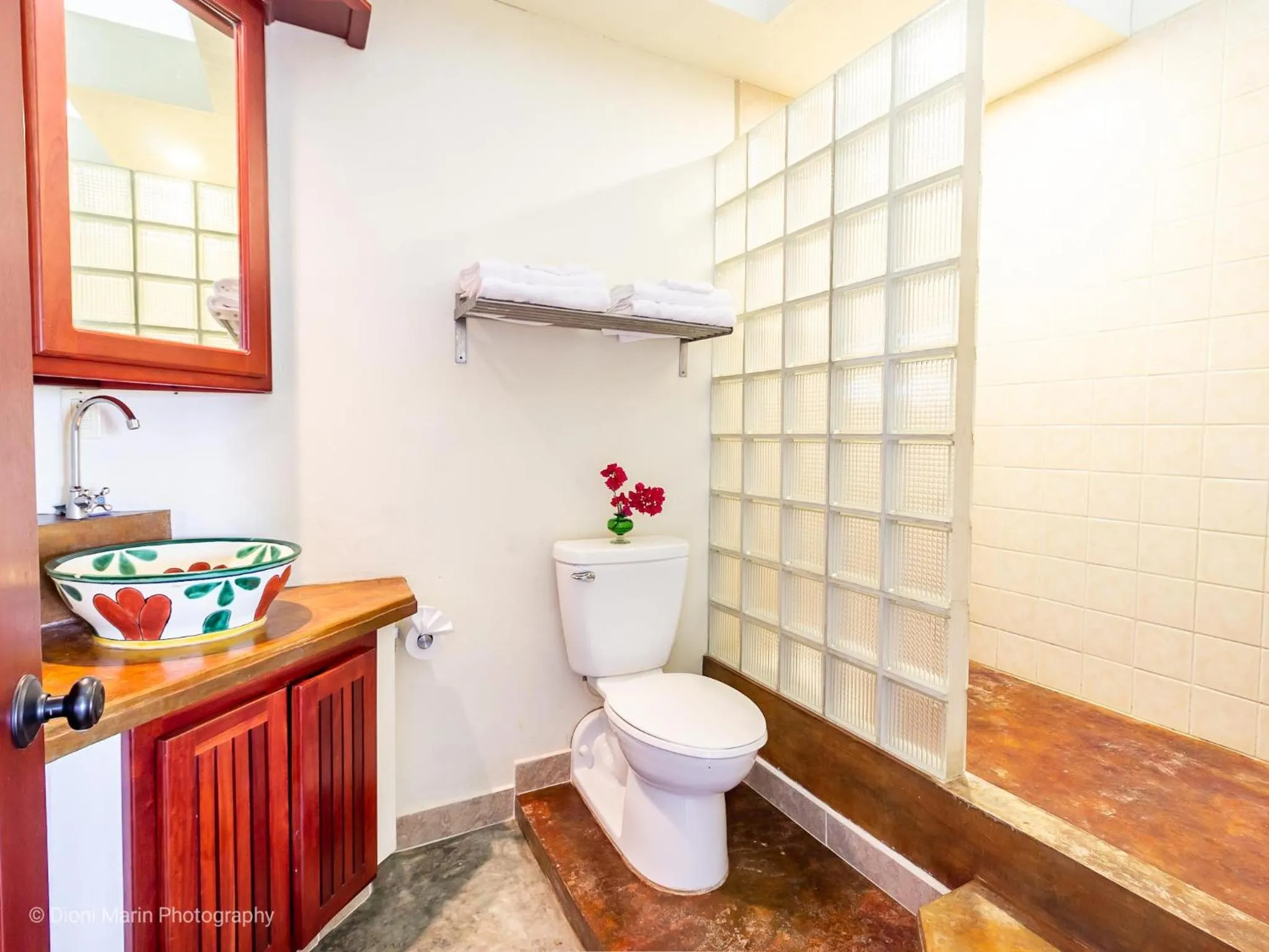 Bathroom in Almond Tree Hotel Resort