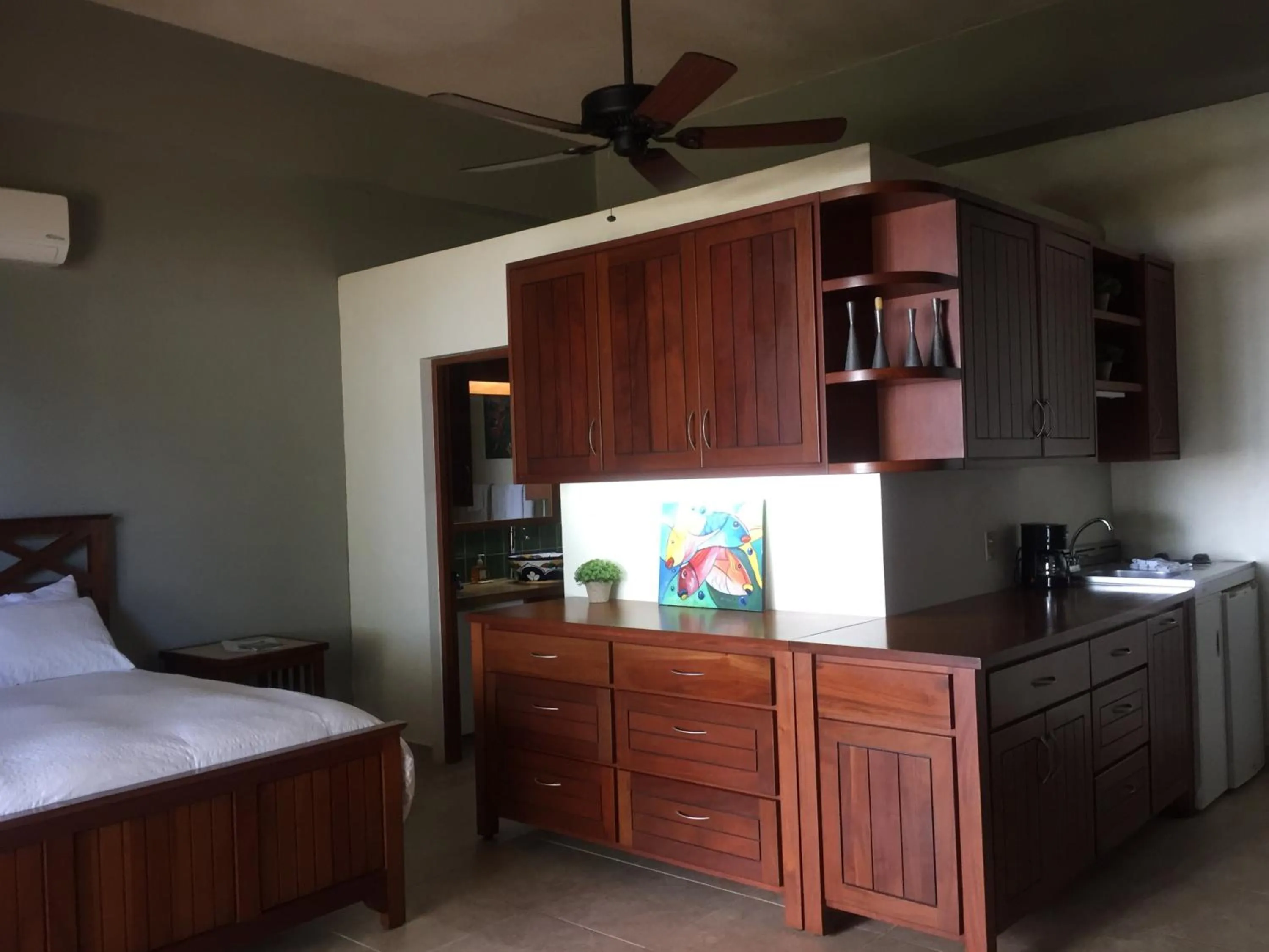 Almond Tree Hotel Resort