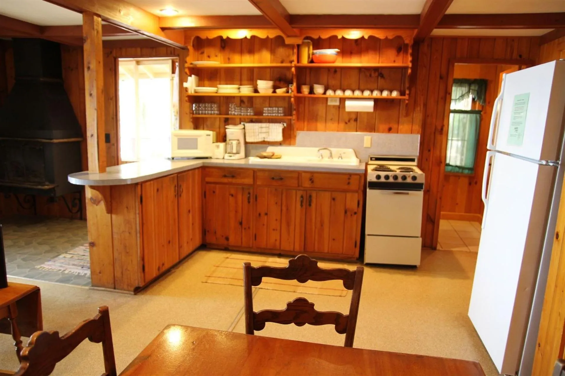 Kitchen or kitchenette in Holiday Acres Resort