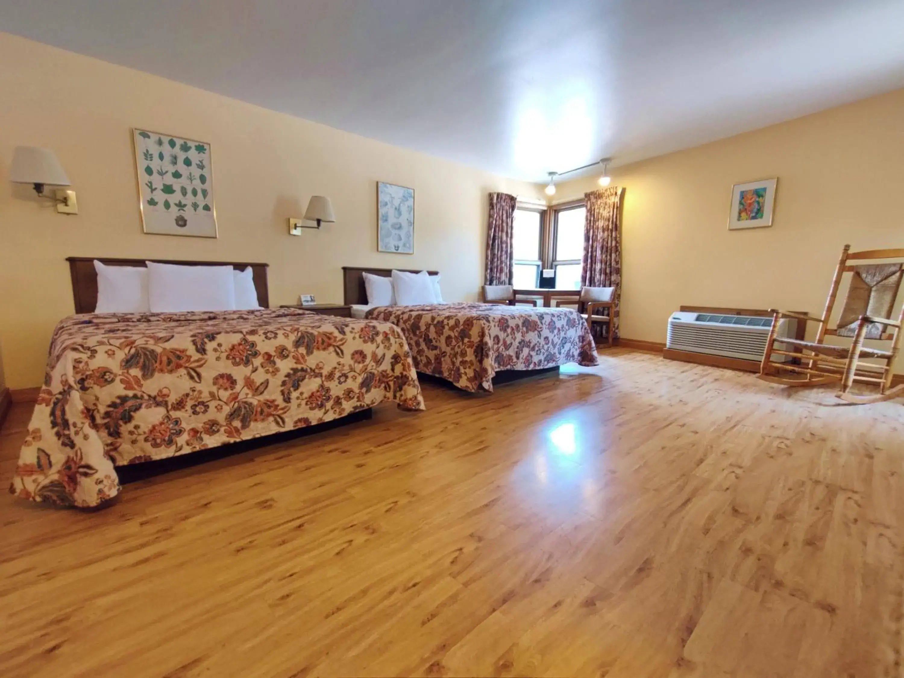 Deluxe Queen Room with Two Queen Beds - Second Floor in Holiday Acres Resort Deluxe Queen Room with Two Queen Beds - Second Floor in Holiday Acres Resort