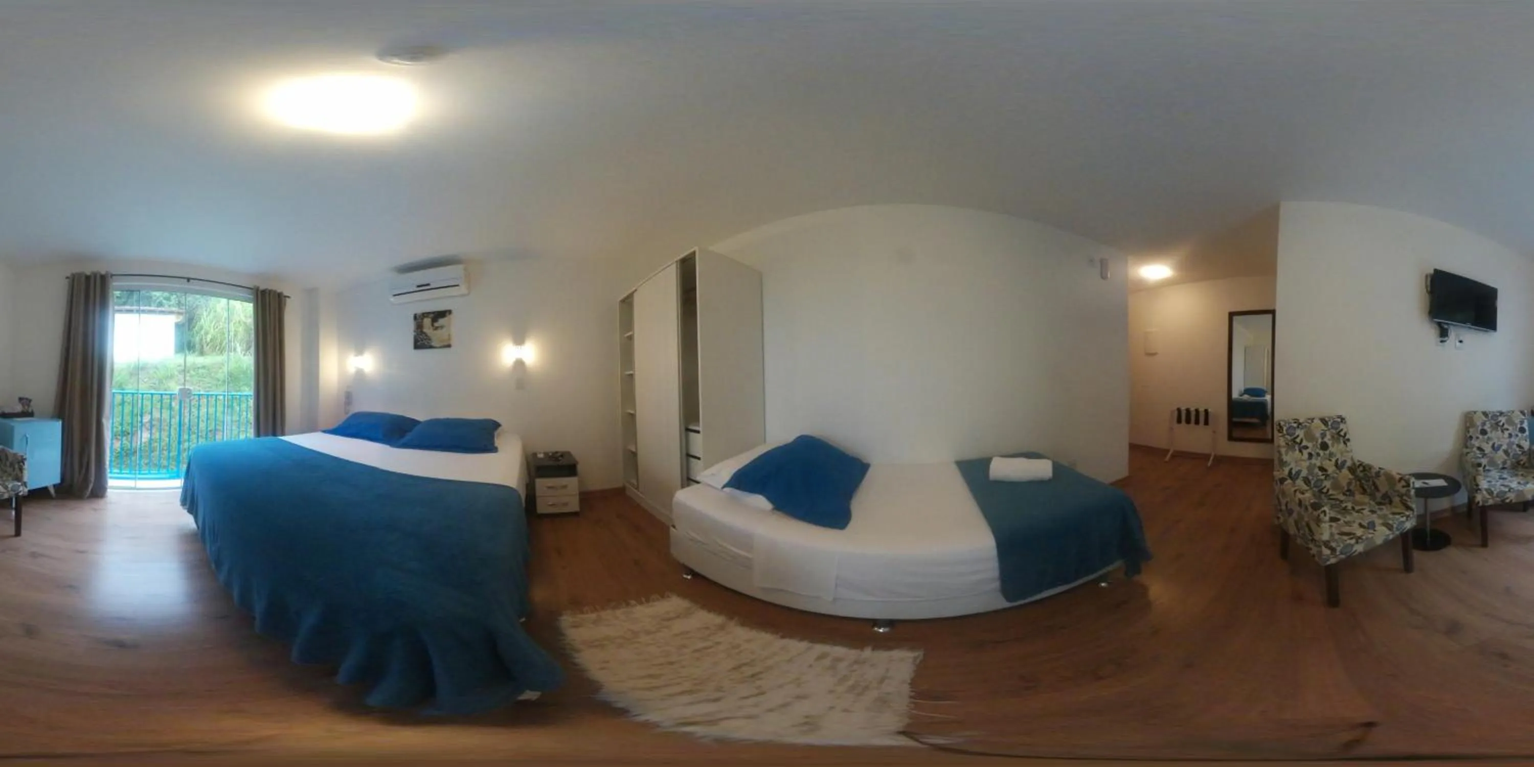 Bed in The Hyperion Boutique Hotel