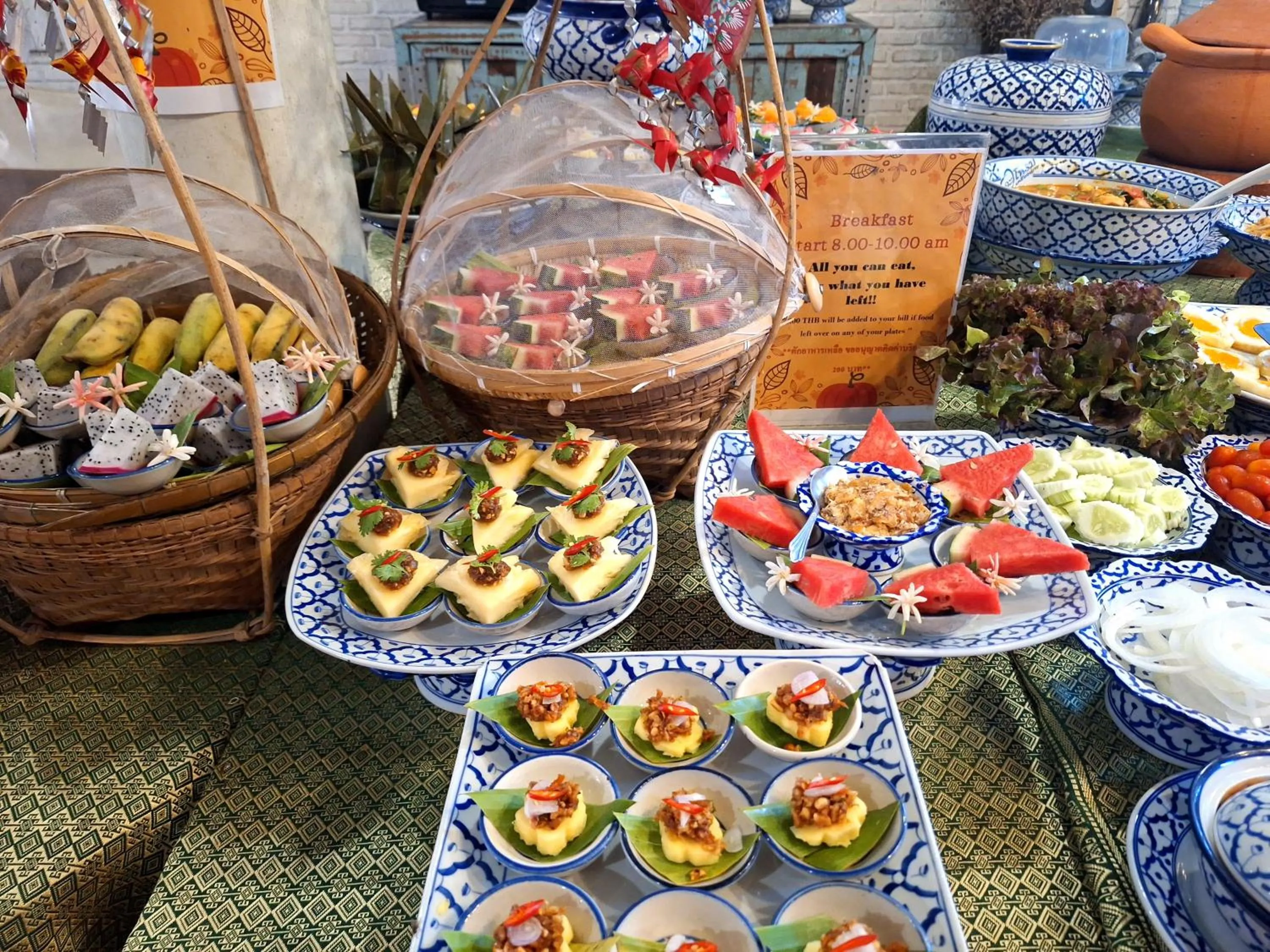 Baanrak amphawa homestay