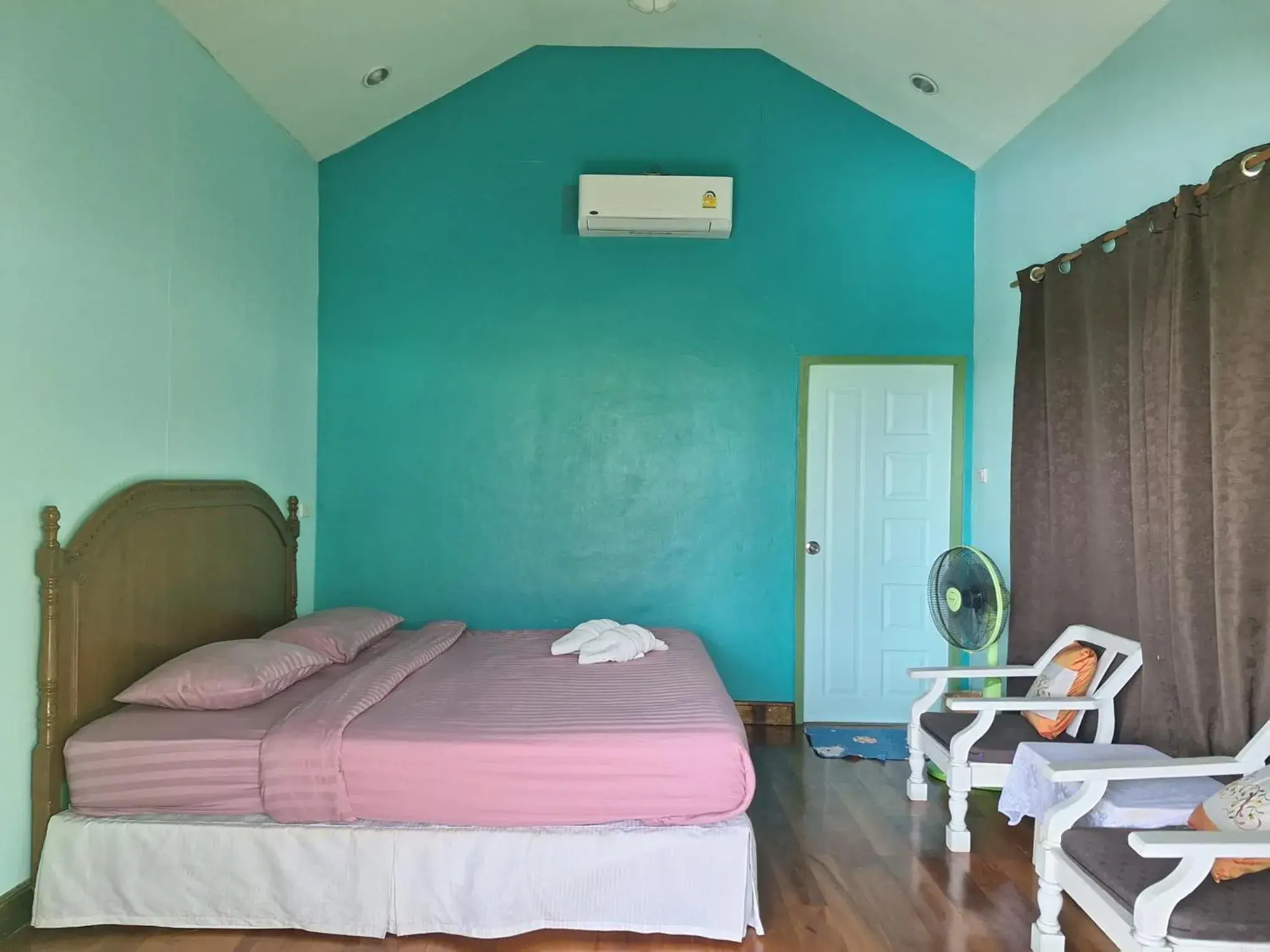 Standard Double or Twin Room with Balcony in Baanrak amphawa homestay Standard Double or Twin Room with Balcony in Baanrak amphawa homestay
