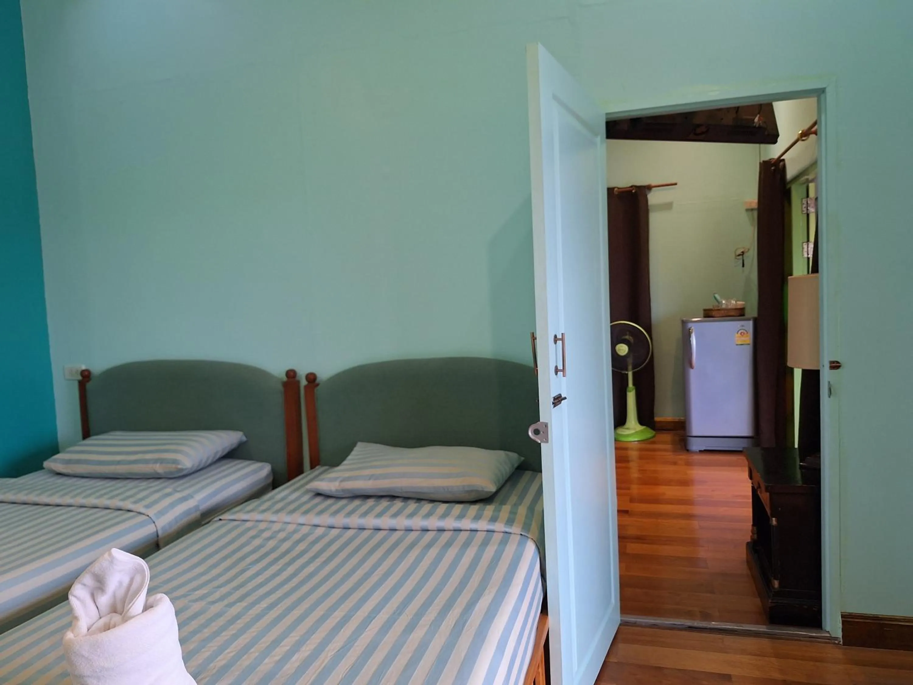 Bed in Baanrak amphawa homestay