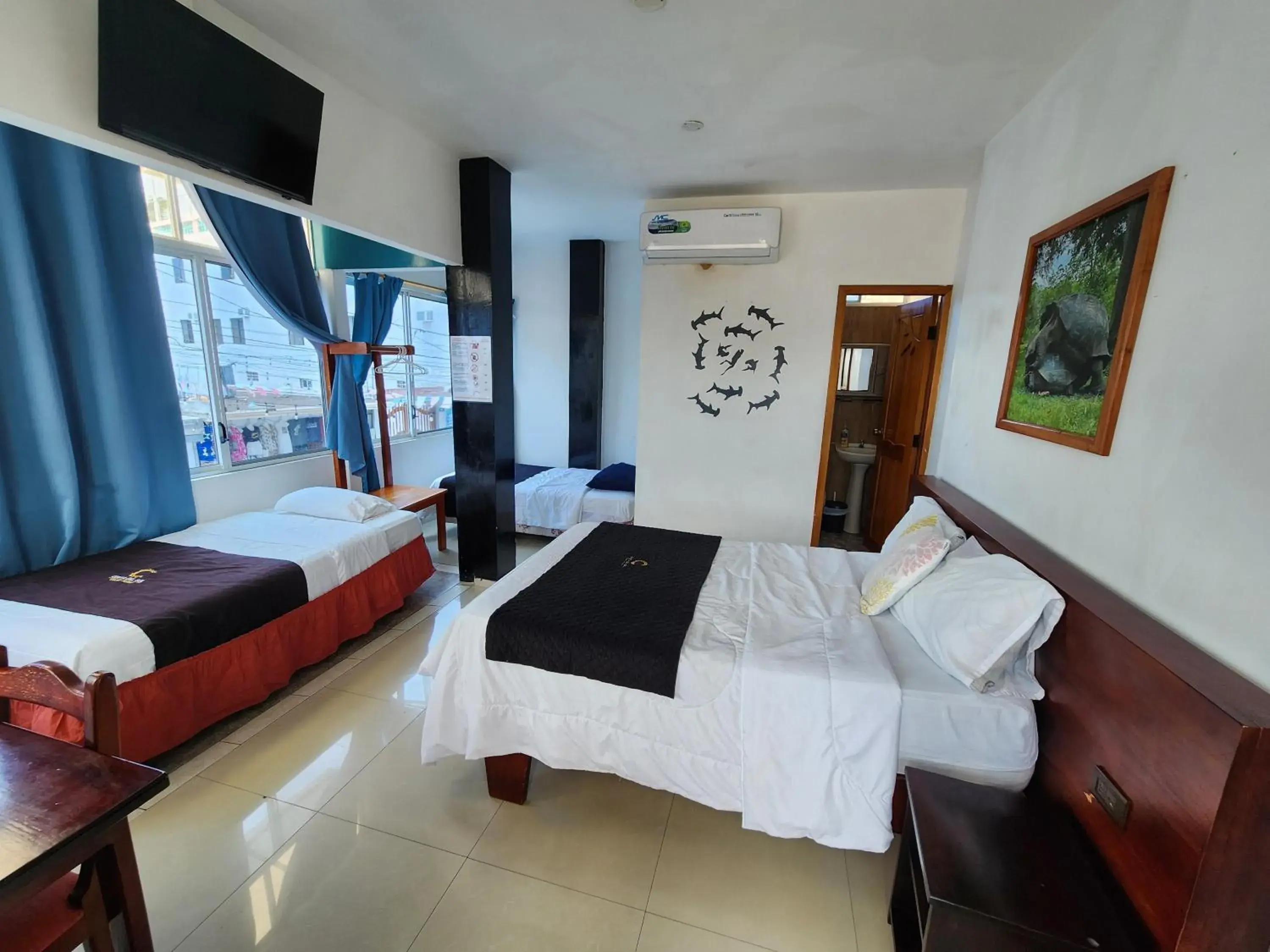 Quadruple Room in Costa Del Sol Quadruple Room in Costa Del Sol