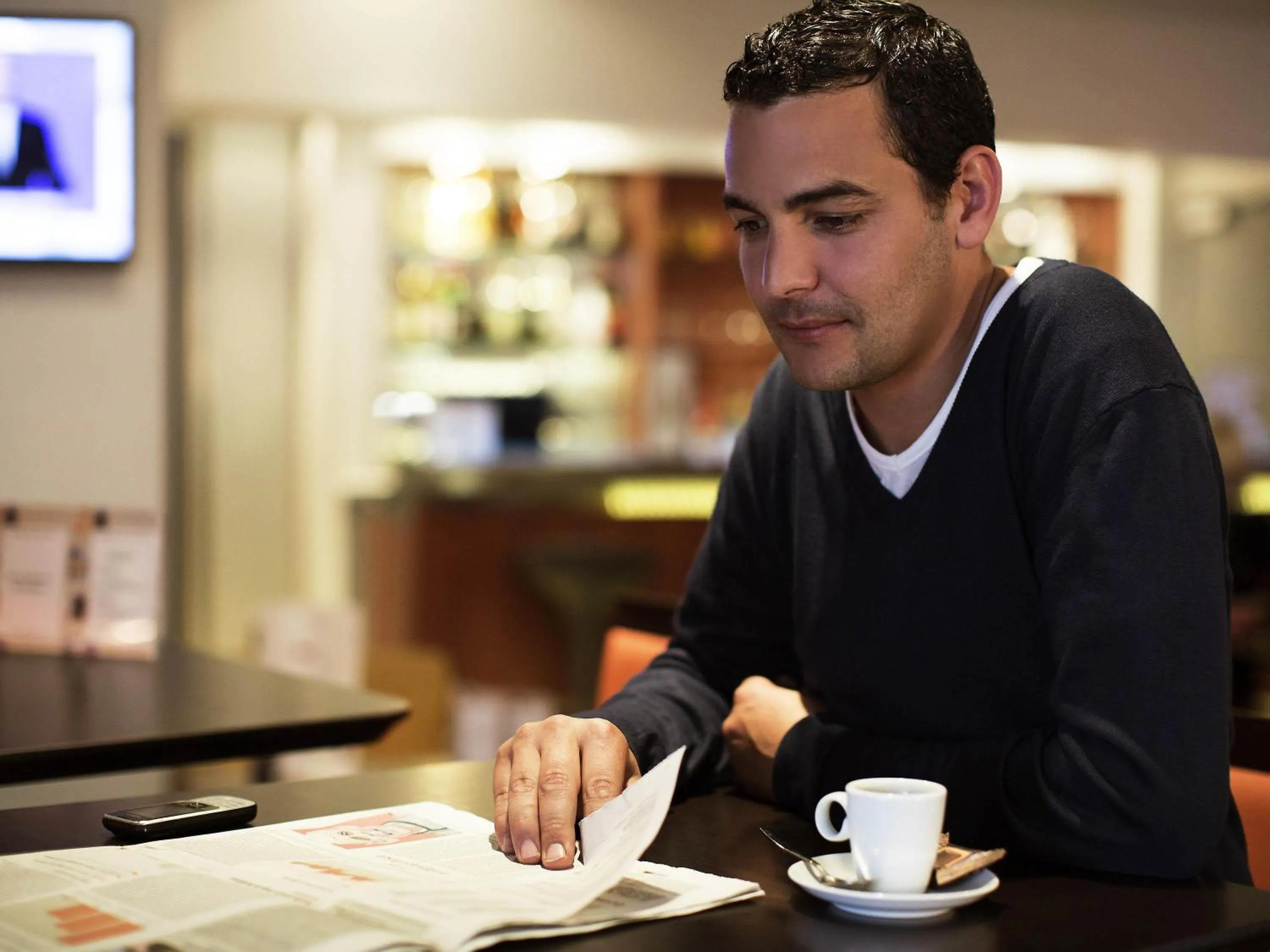 Lounge or bar in Novotel Nottingham Derby