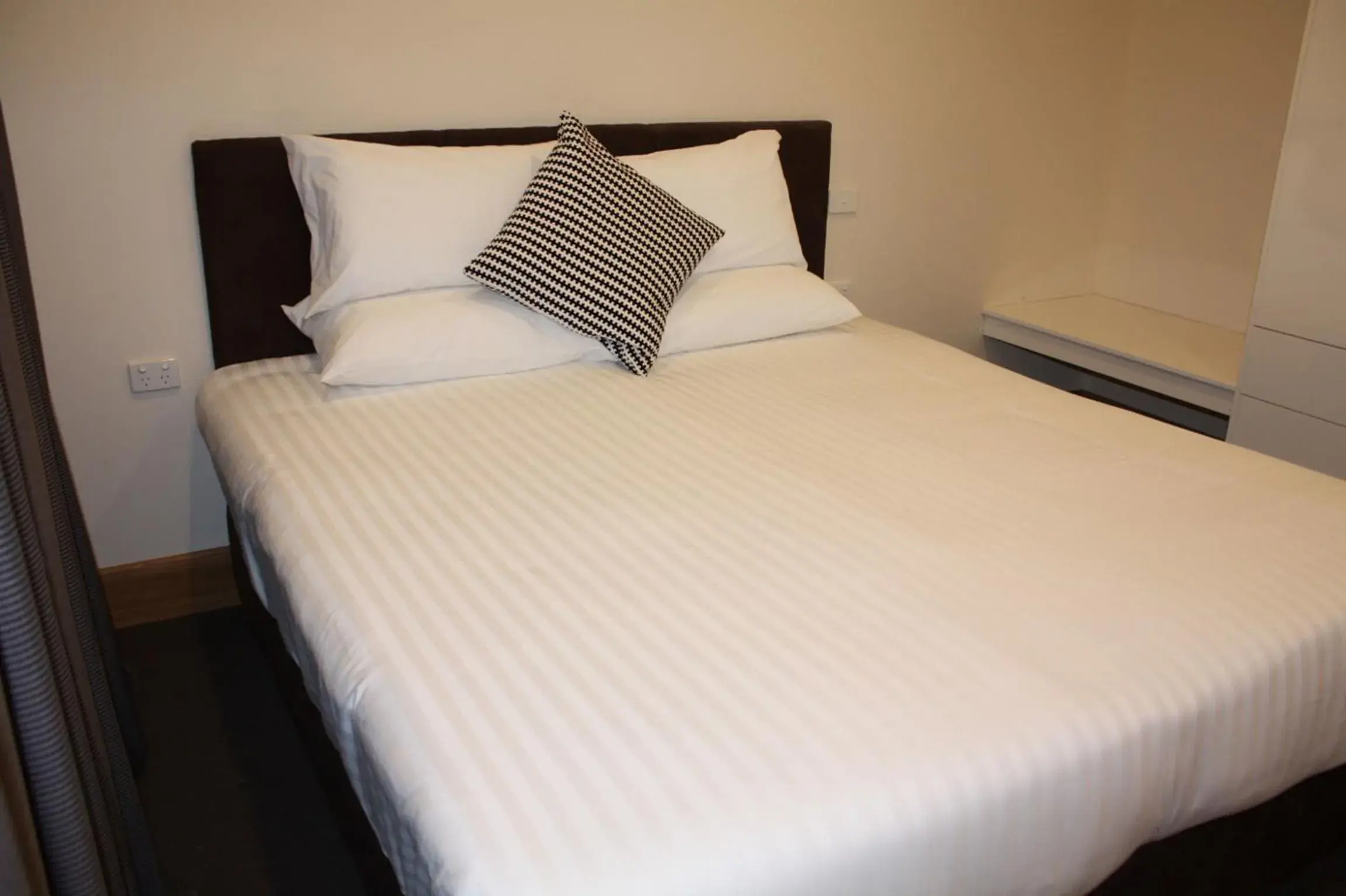 Executive One-Bedroom King in BIG4 Stuart Range Outback Resort Executive One-Bedroom King in BIG4 Stuart Range Outback Resort