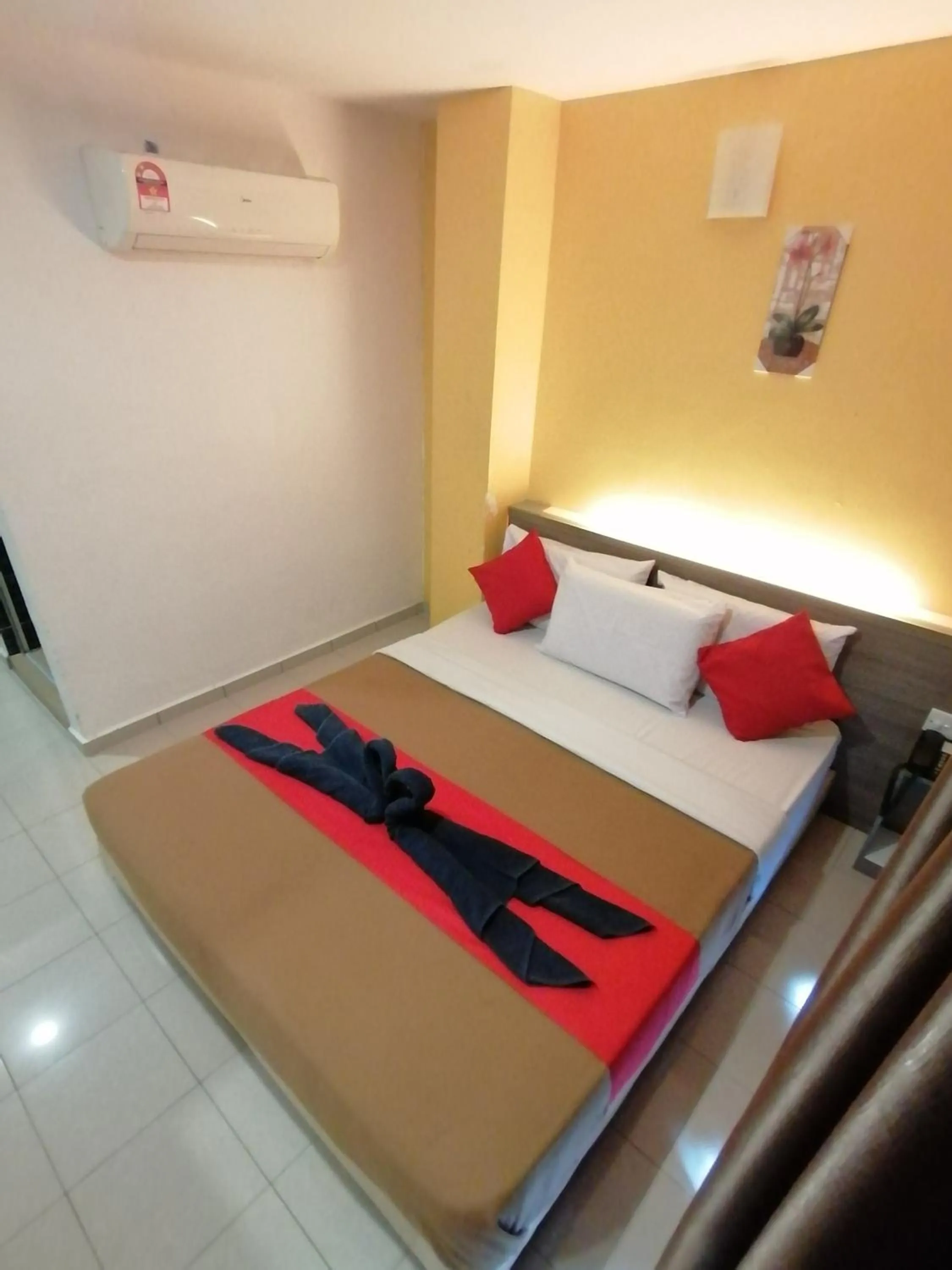 Bedroom in Yellow Mansion Hotel Melaka Raya