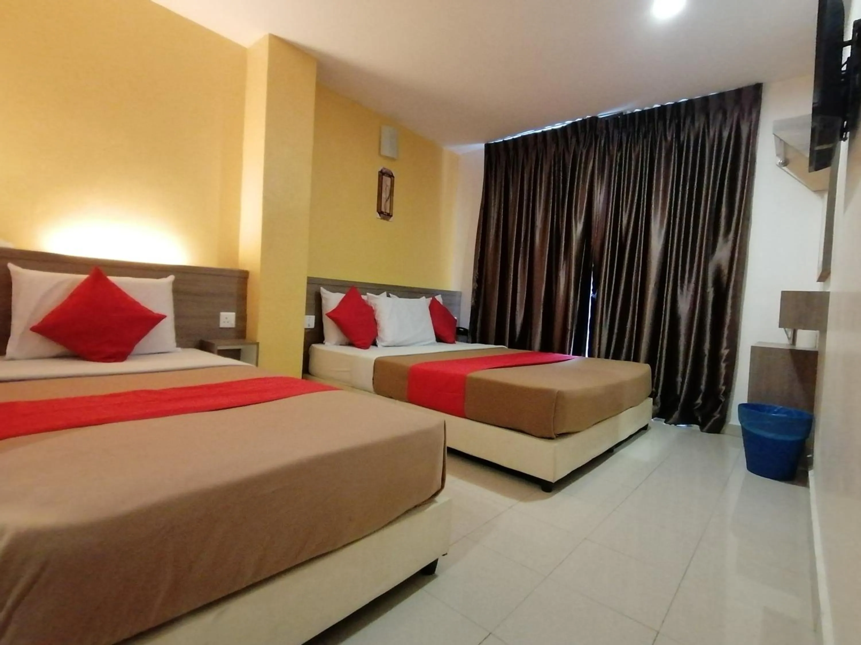 Bedroom in Yellow Mansion Hotel Melaka Raya