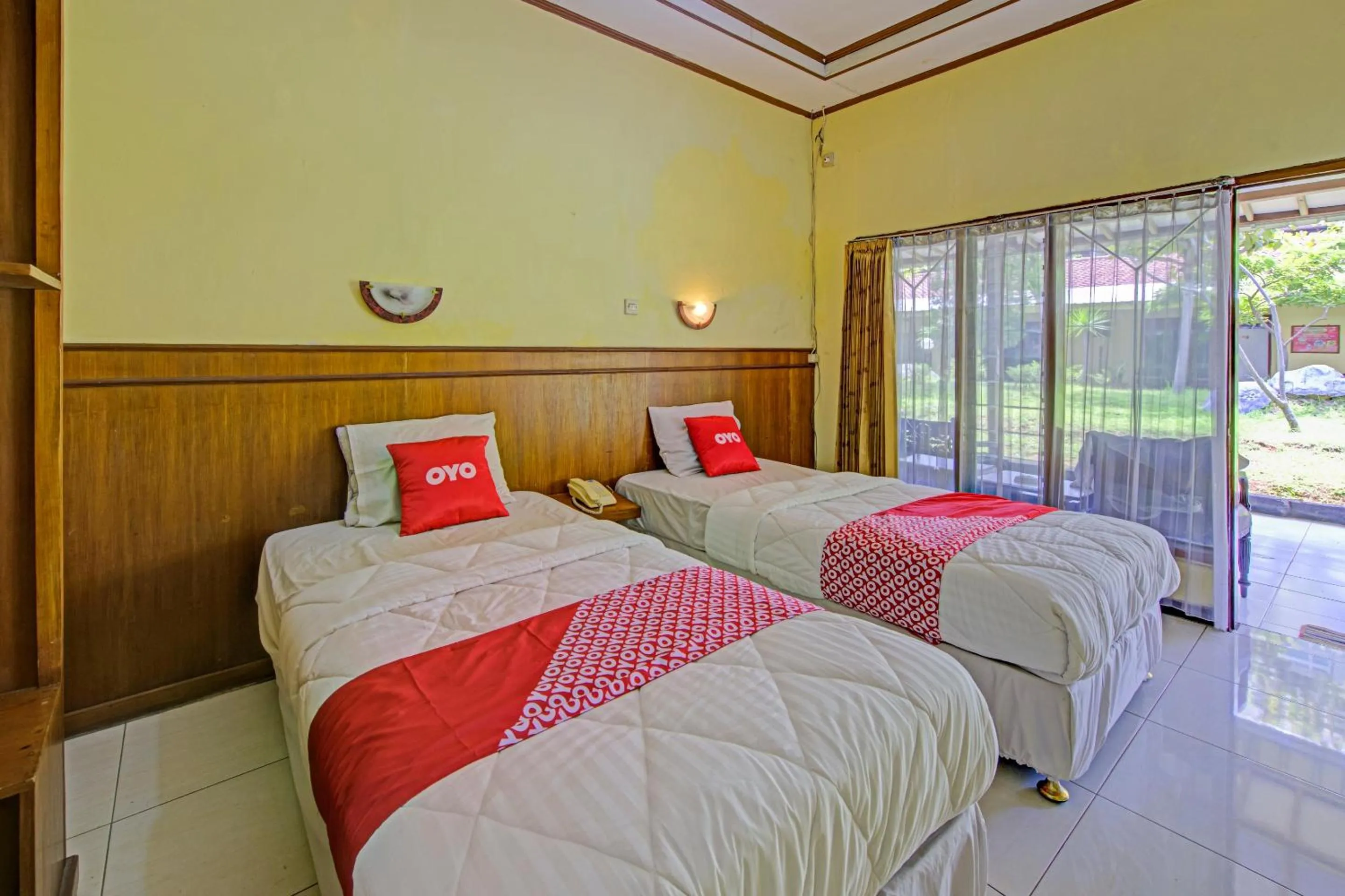 Bedroom in OYO 3934 Hotel Istana