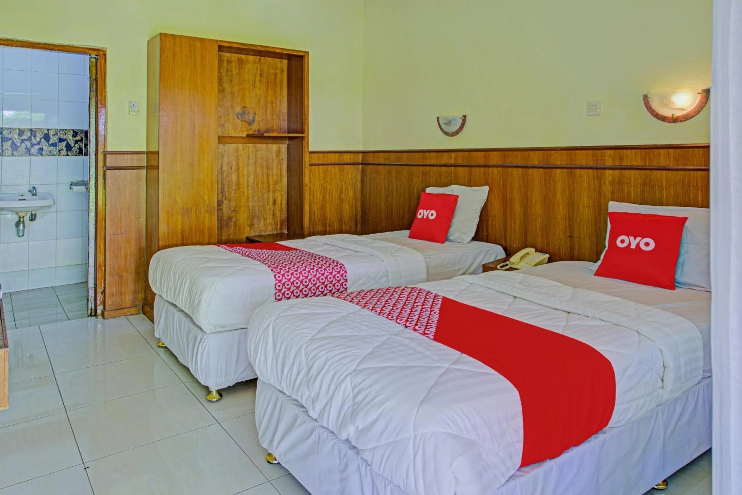 Bedroom in OYO 3934 Hotel Istana