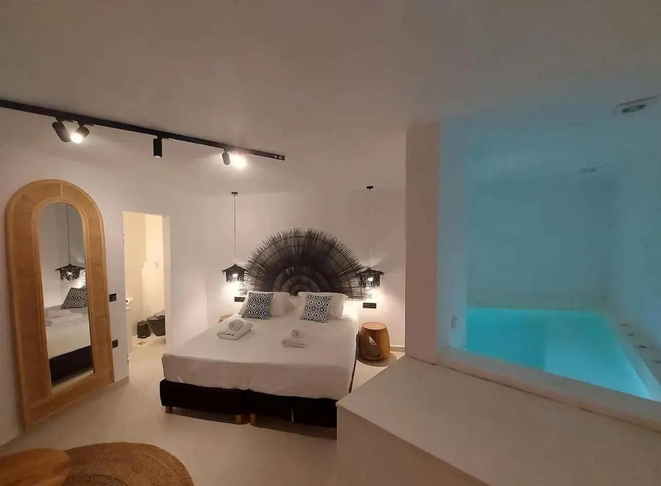 Bed in Gazelle Living