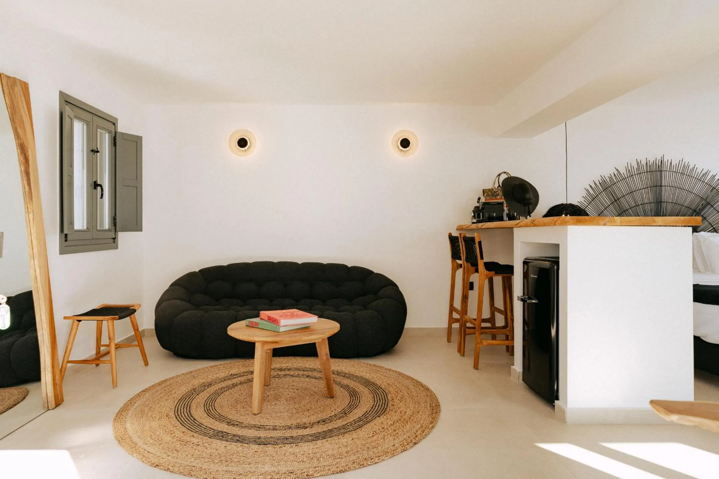 Photo of the whole room in Gazelle Living