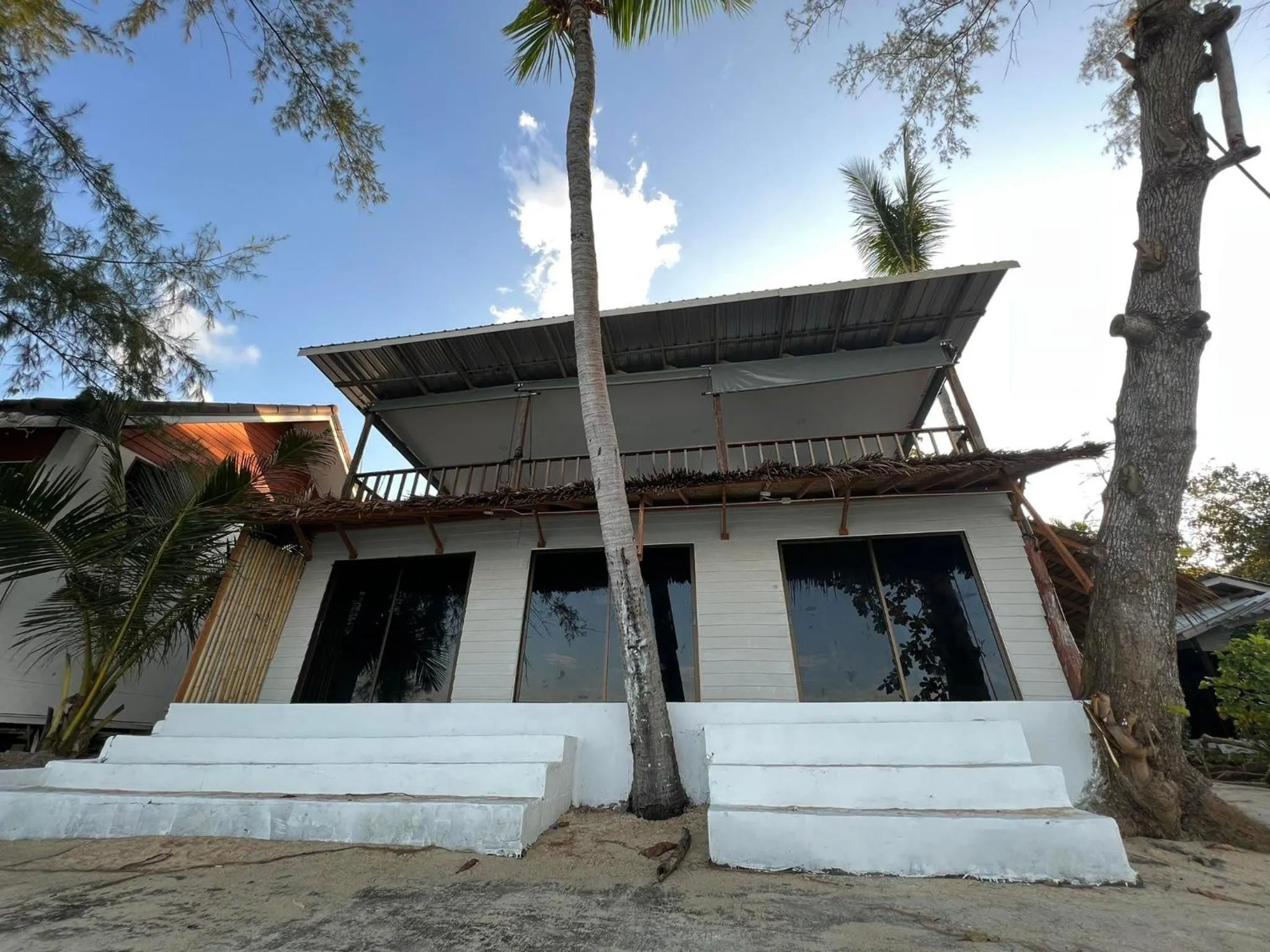 Haad Chao Phao Resort