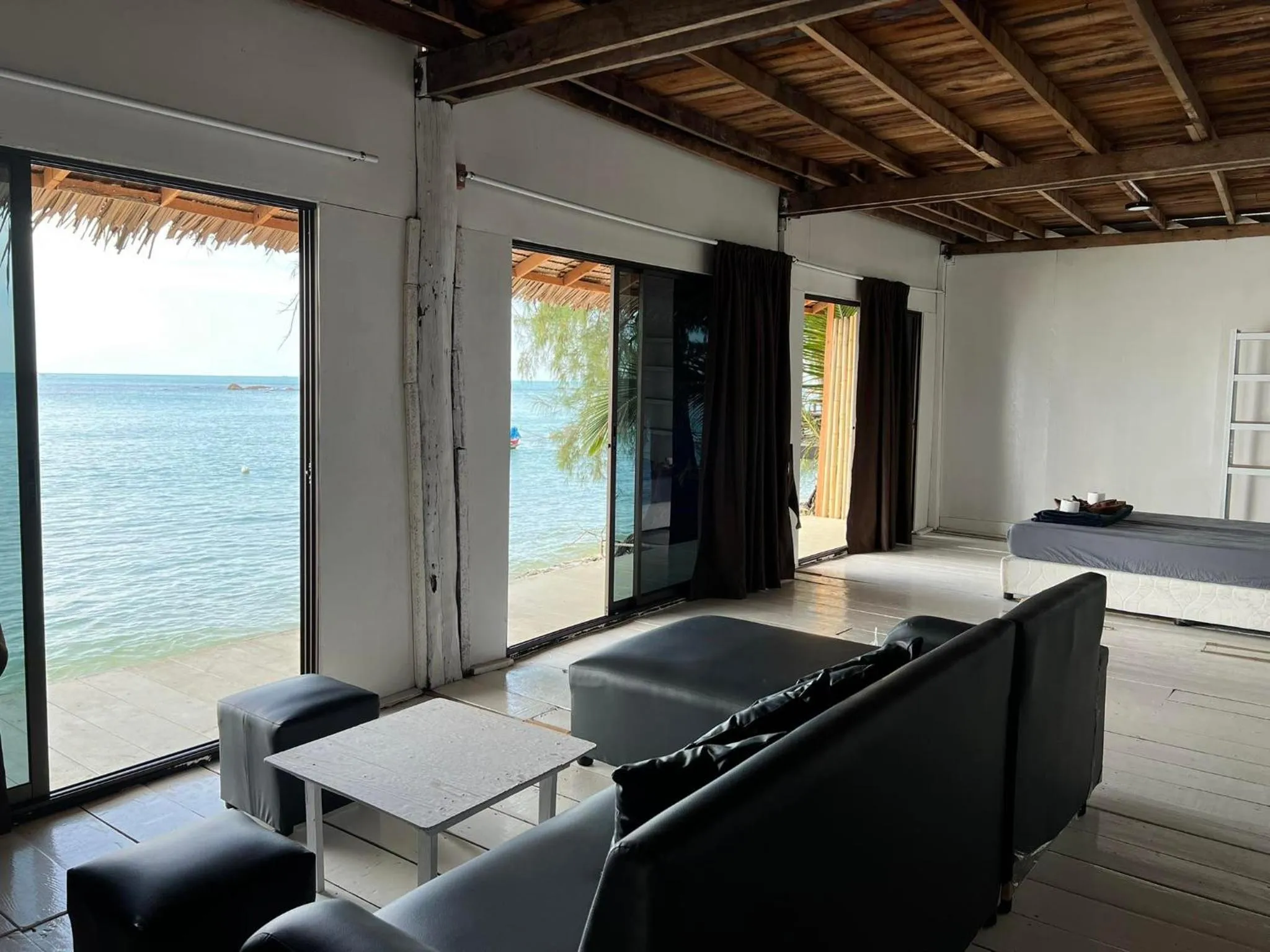 Haad Chao Phao Resort