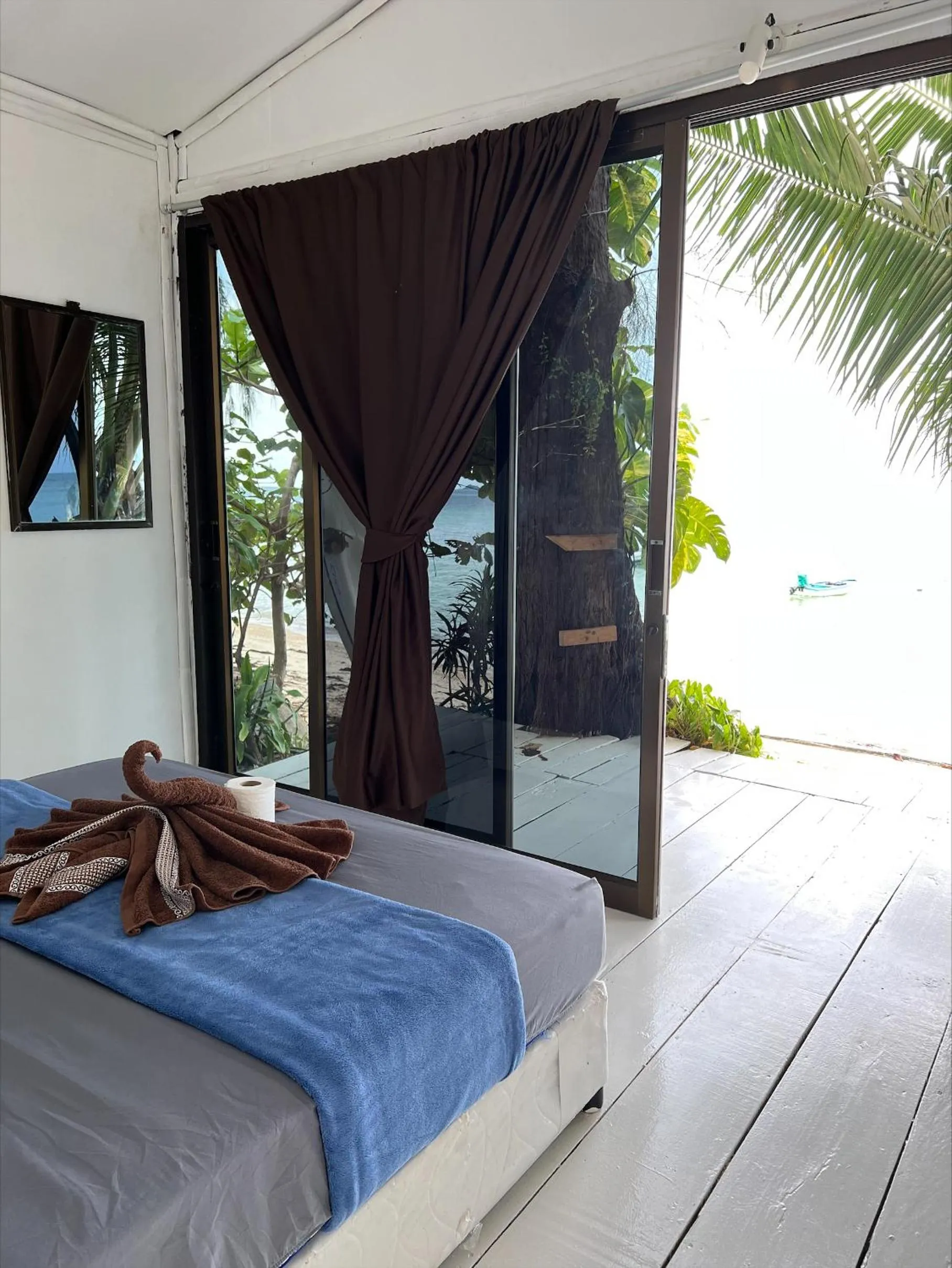 Bed in Haad Chao Phao Resort