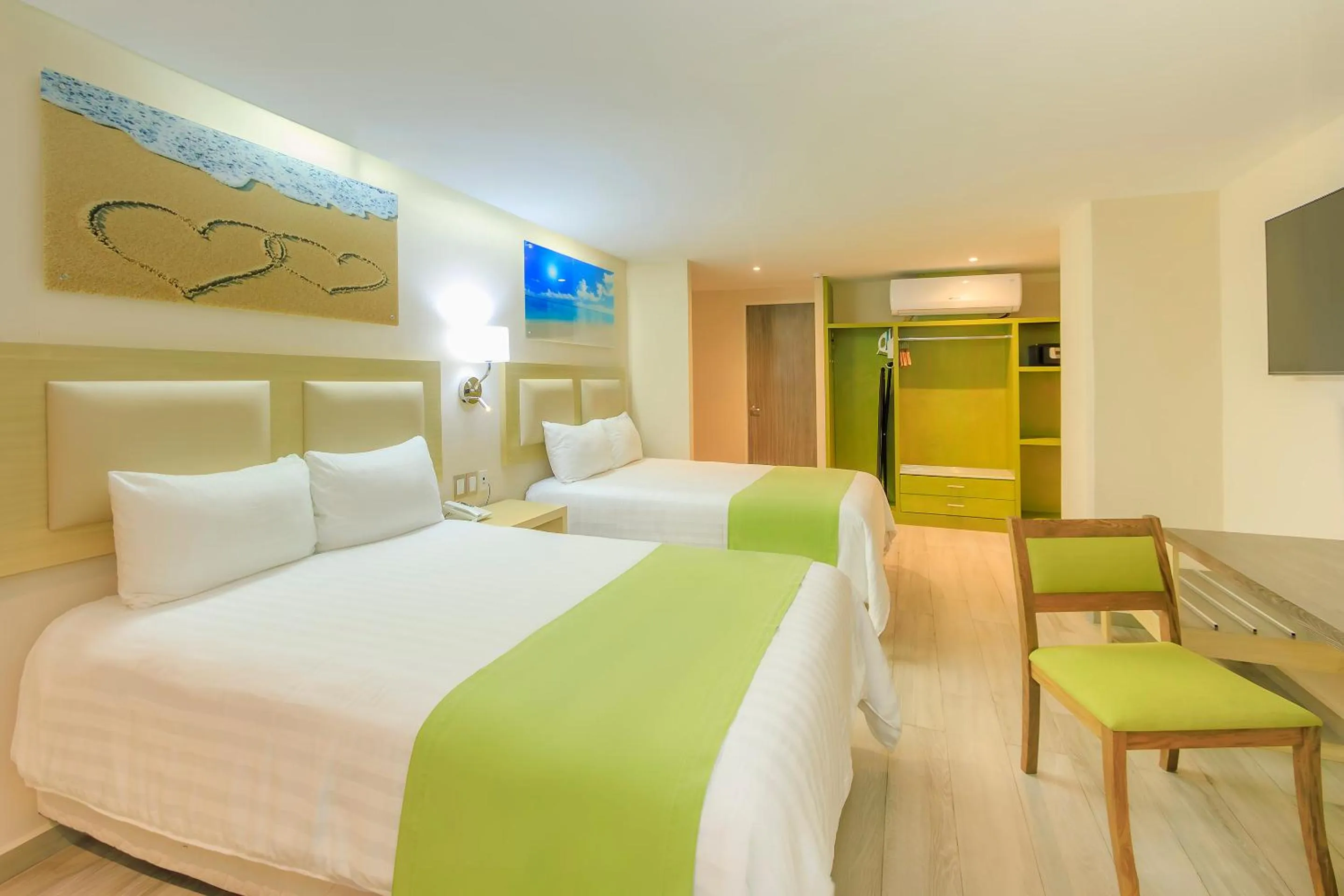 Bedroom, Bed in Collection O Hotel Paris FC, Veracruz