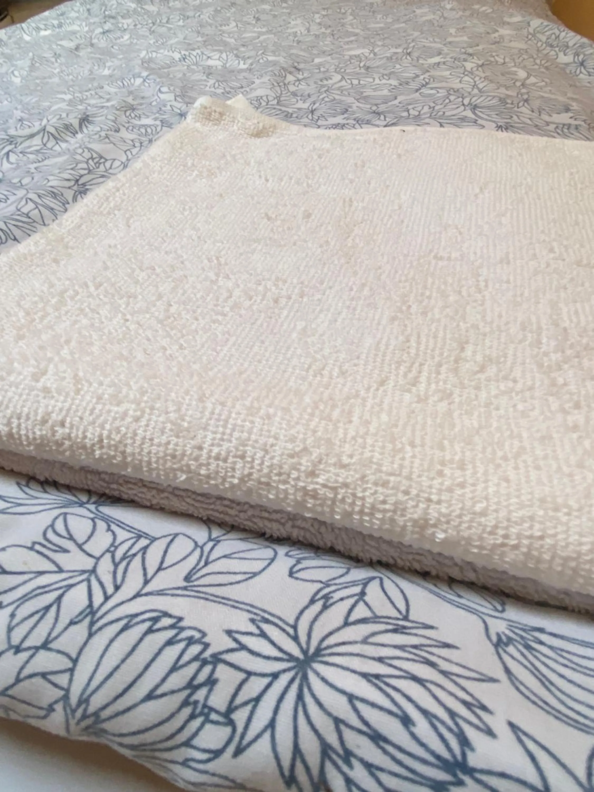 Bed in Art Inn Space