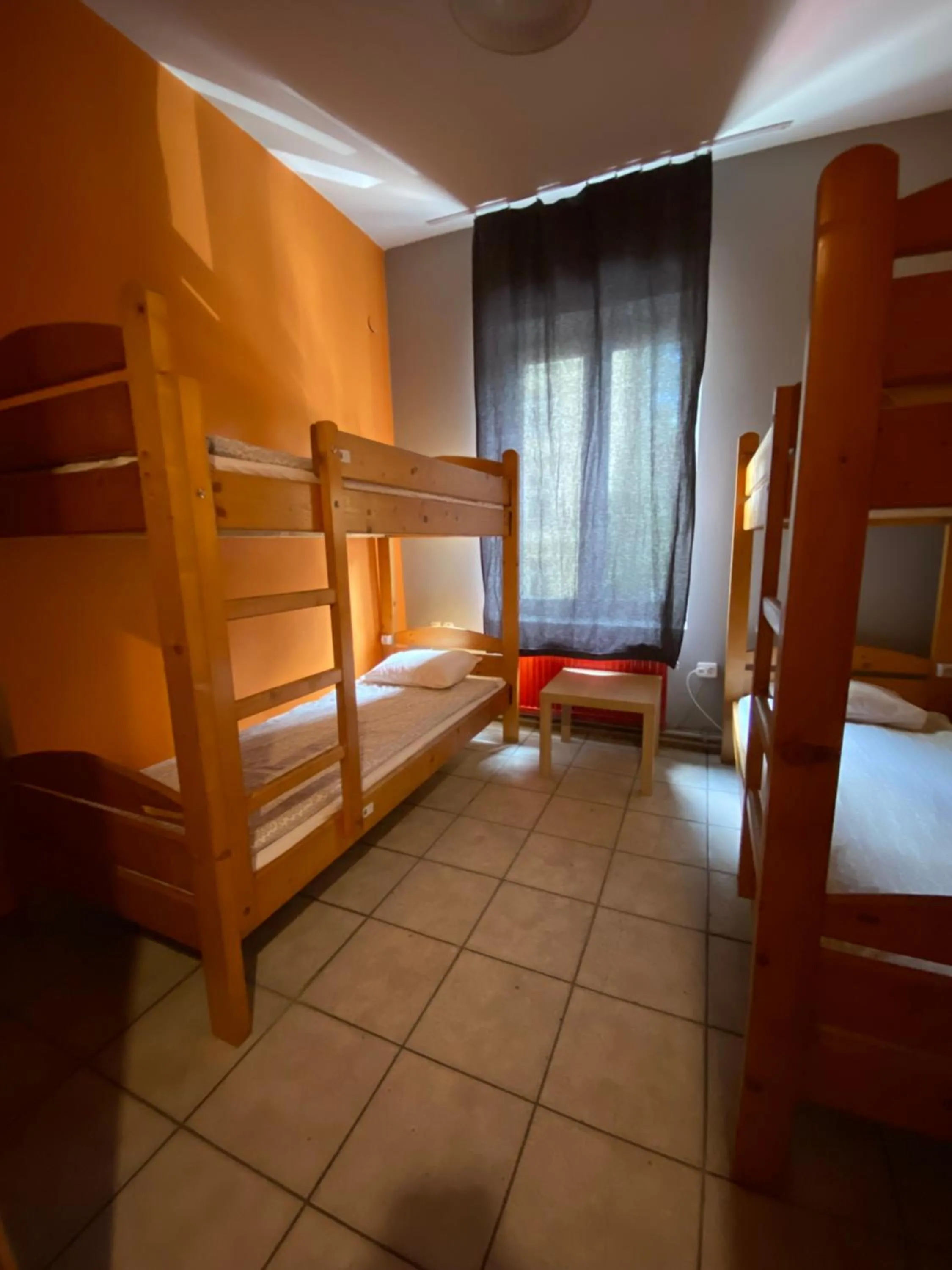 bunk bed, Bed in Art Inn Space