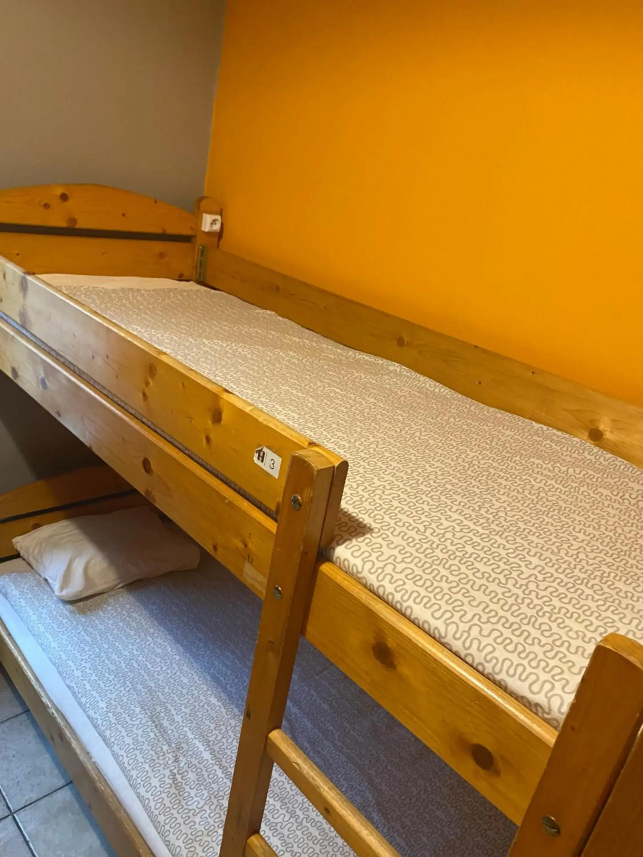 Mixed Dormitory Room in Art Inn Space Mixed Dormitory Room in Art Inn Space