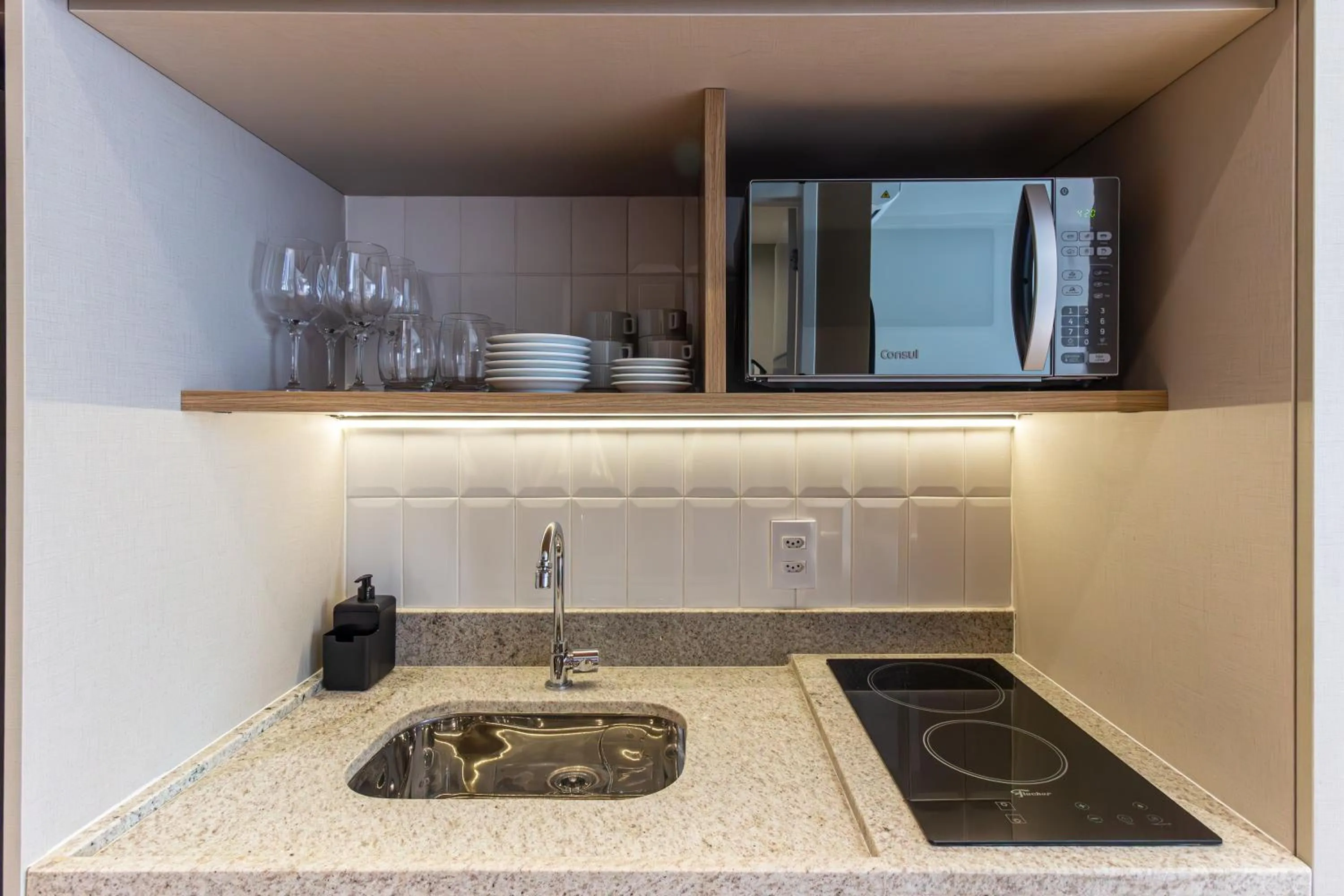 Kitchen or kitchenette in 360 Paraíso