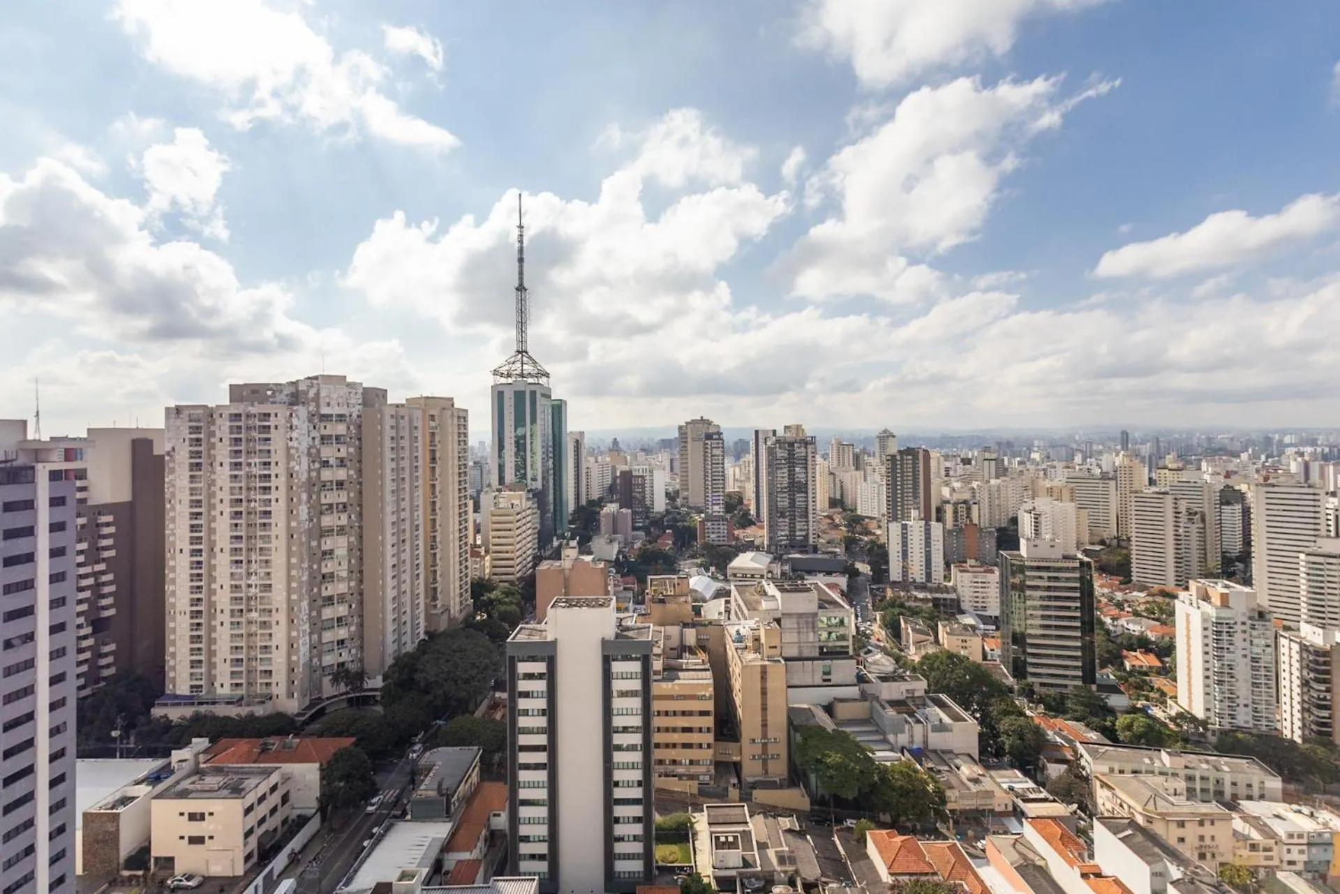 City view in 360 Paraíso