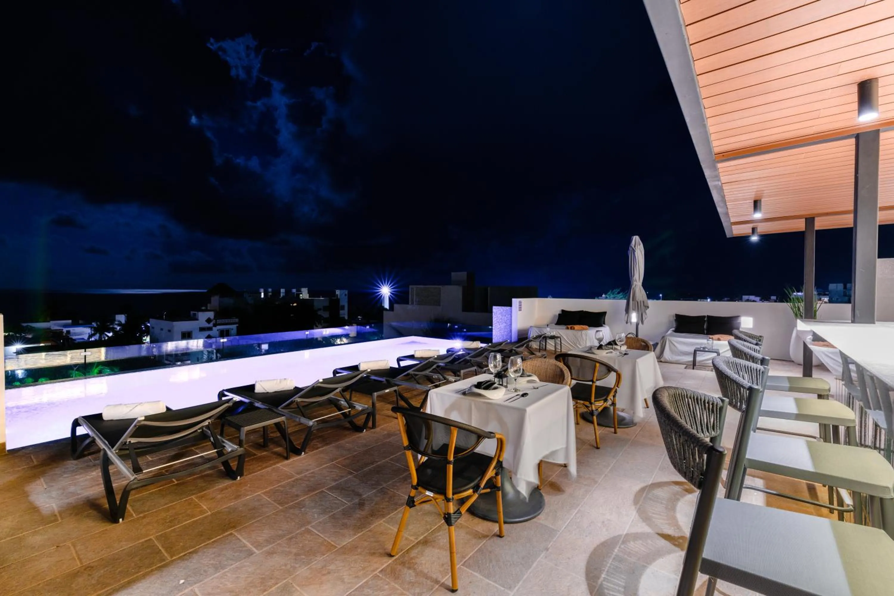 Night in Areia Boutique Hotel - Puerto Morelos