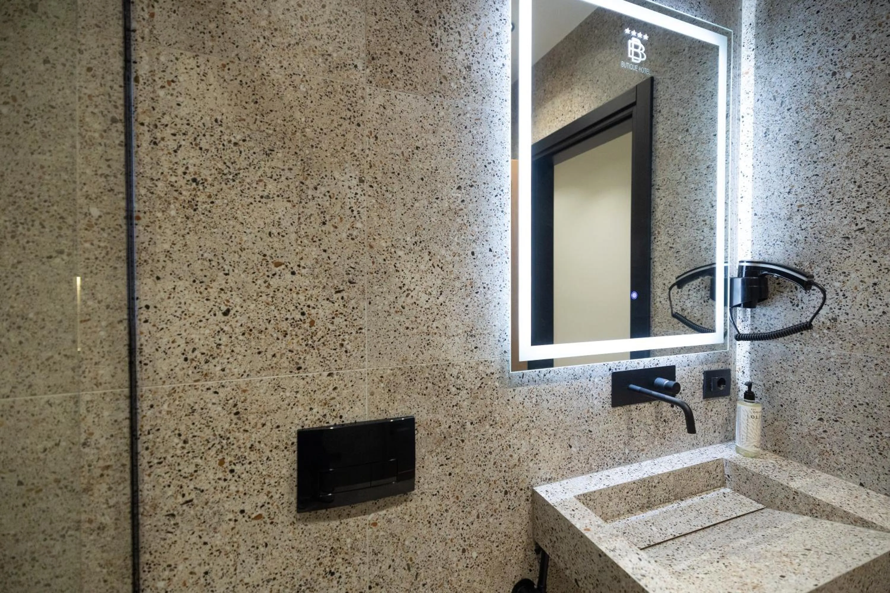 Shower in Beliz Boutique Hotel