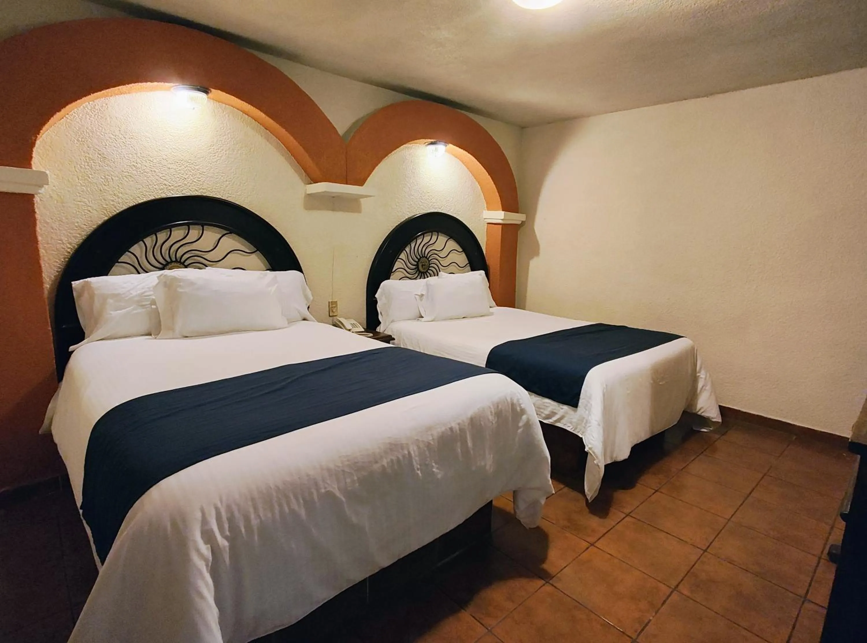 Economy Double Room in Hotel Barrio Antiguo
