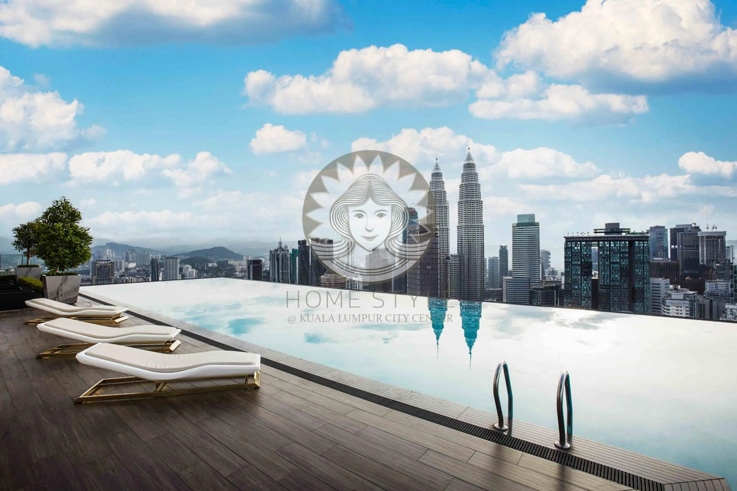 Swimming pool in HOME STYLE at Platinum Suites 2 KLCC Twin Towers
