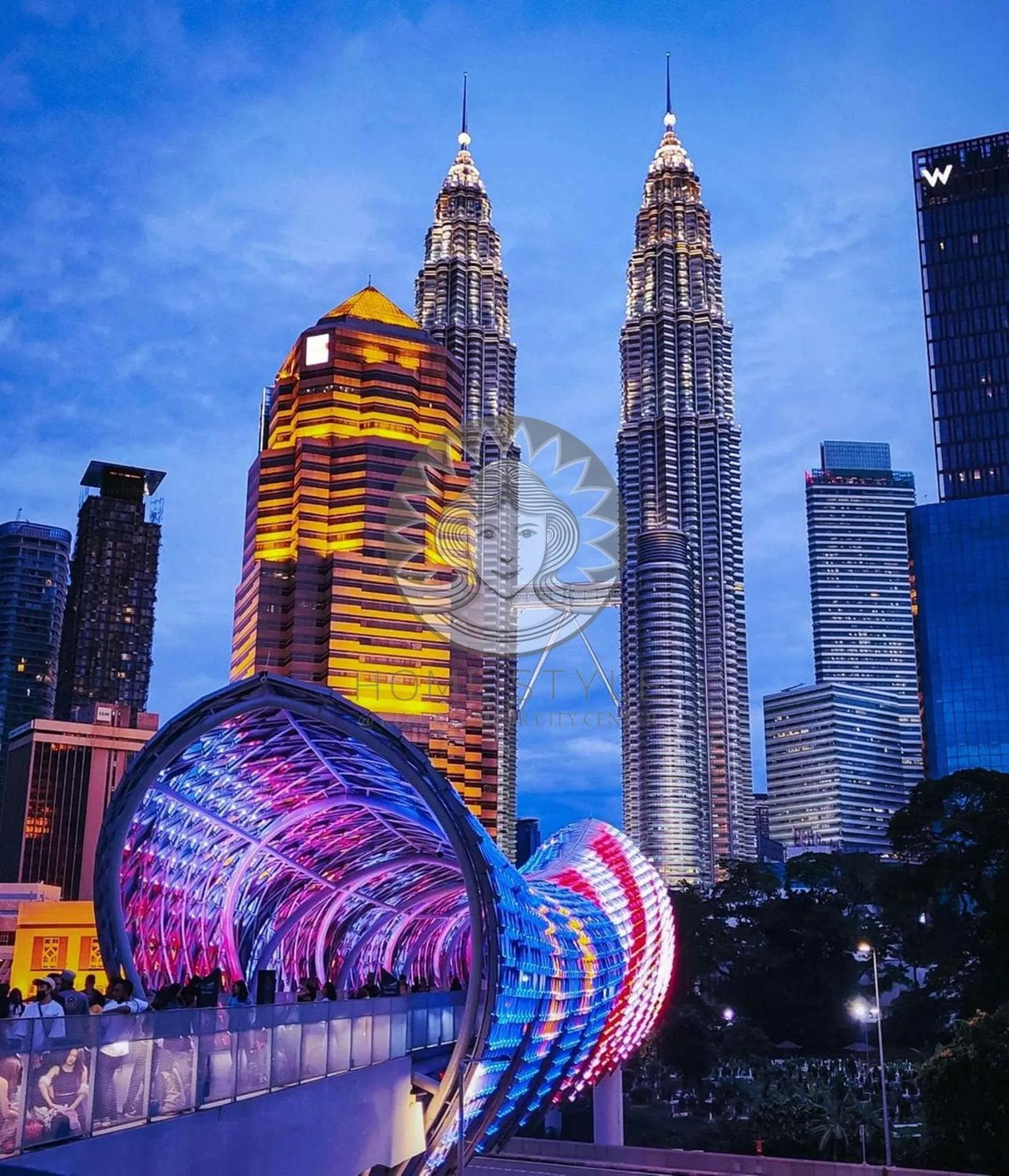 Nearby landmark in HOME STYLE at Platinum Suites 2 KLCC Twin Towers