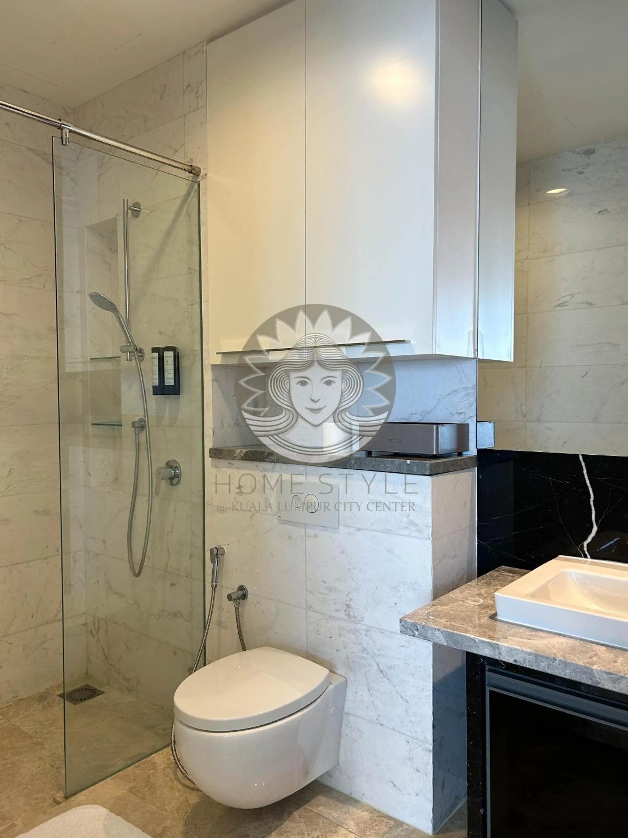 Shower in HOME STYLE at Platinum Suites KLCC Twin Towers