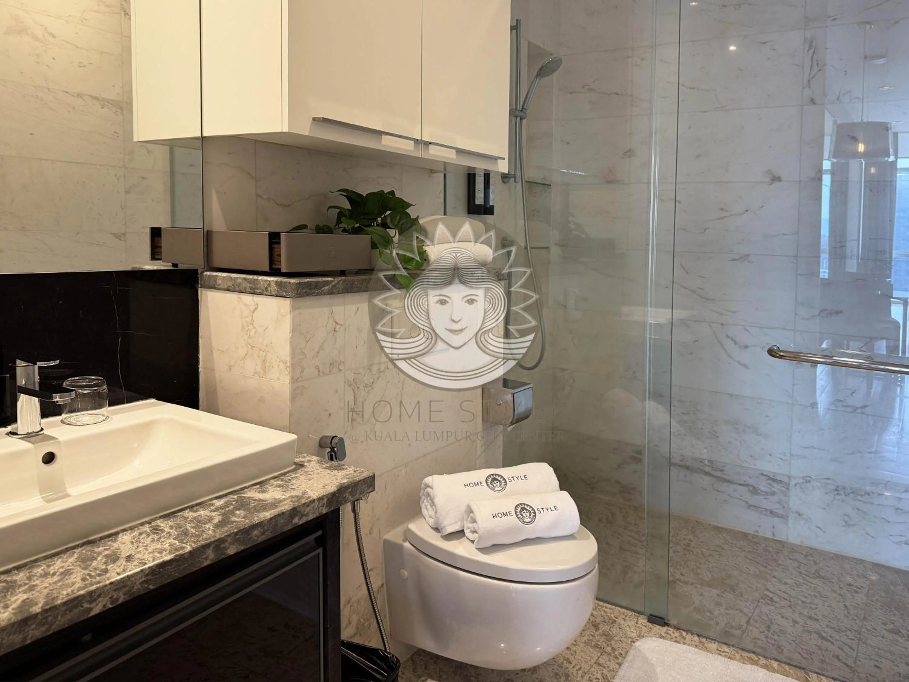 Shower in HOME STYLE at Platinum Suites KLCC Twin Towers