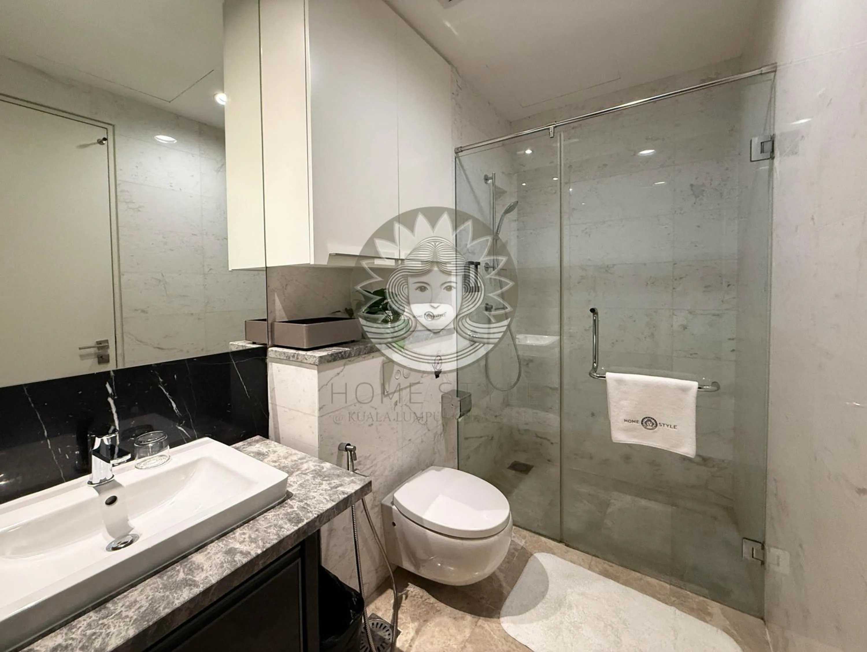 Shower in HOME STYLE at Platinum Suites KLCC Twin Towers