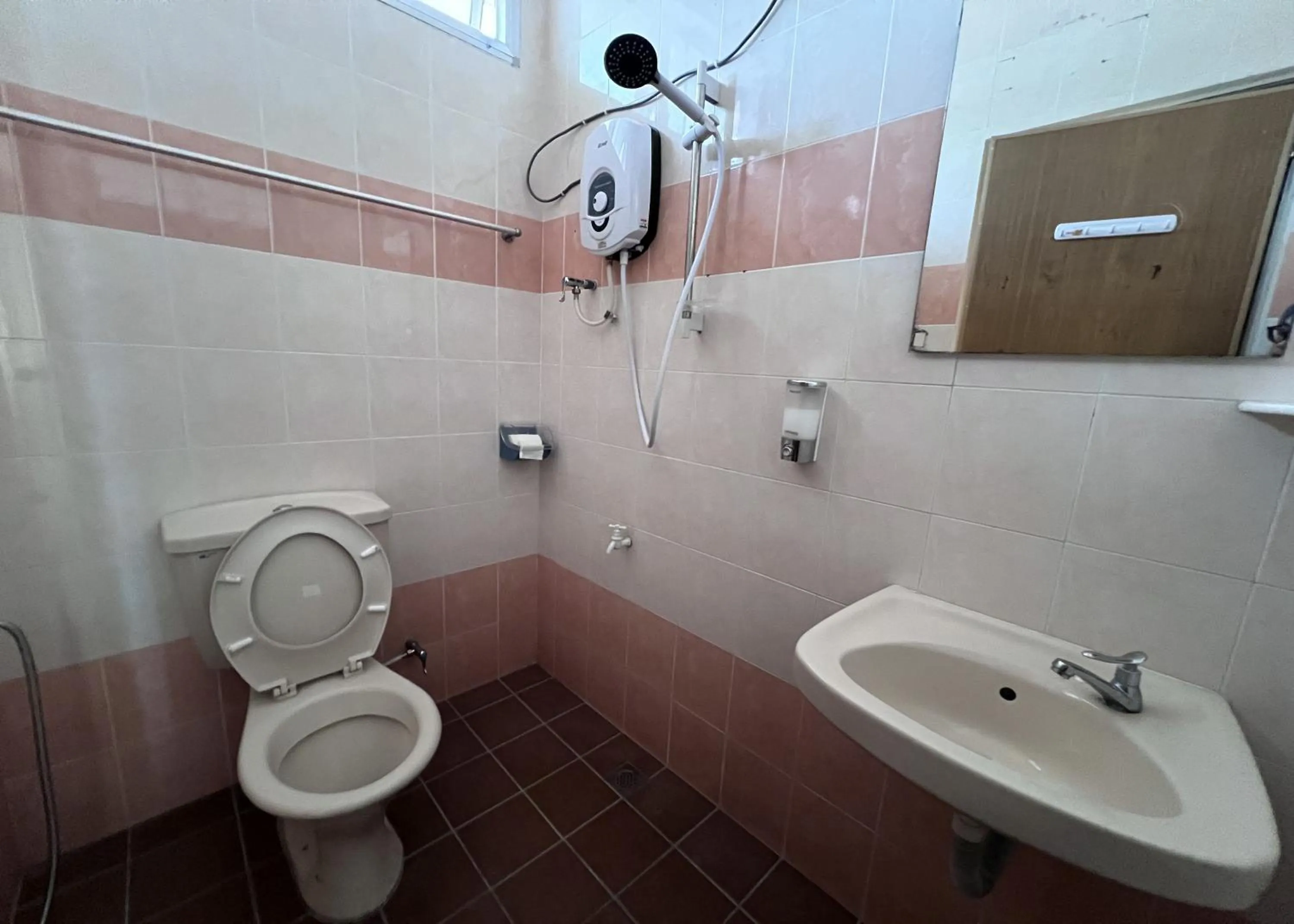 Bathroom in SL Villa Guesthouse, Kuantan