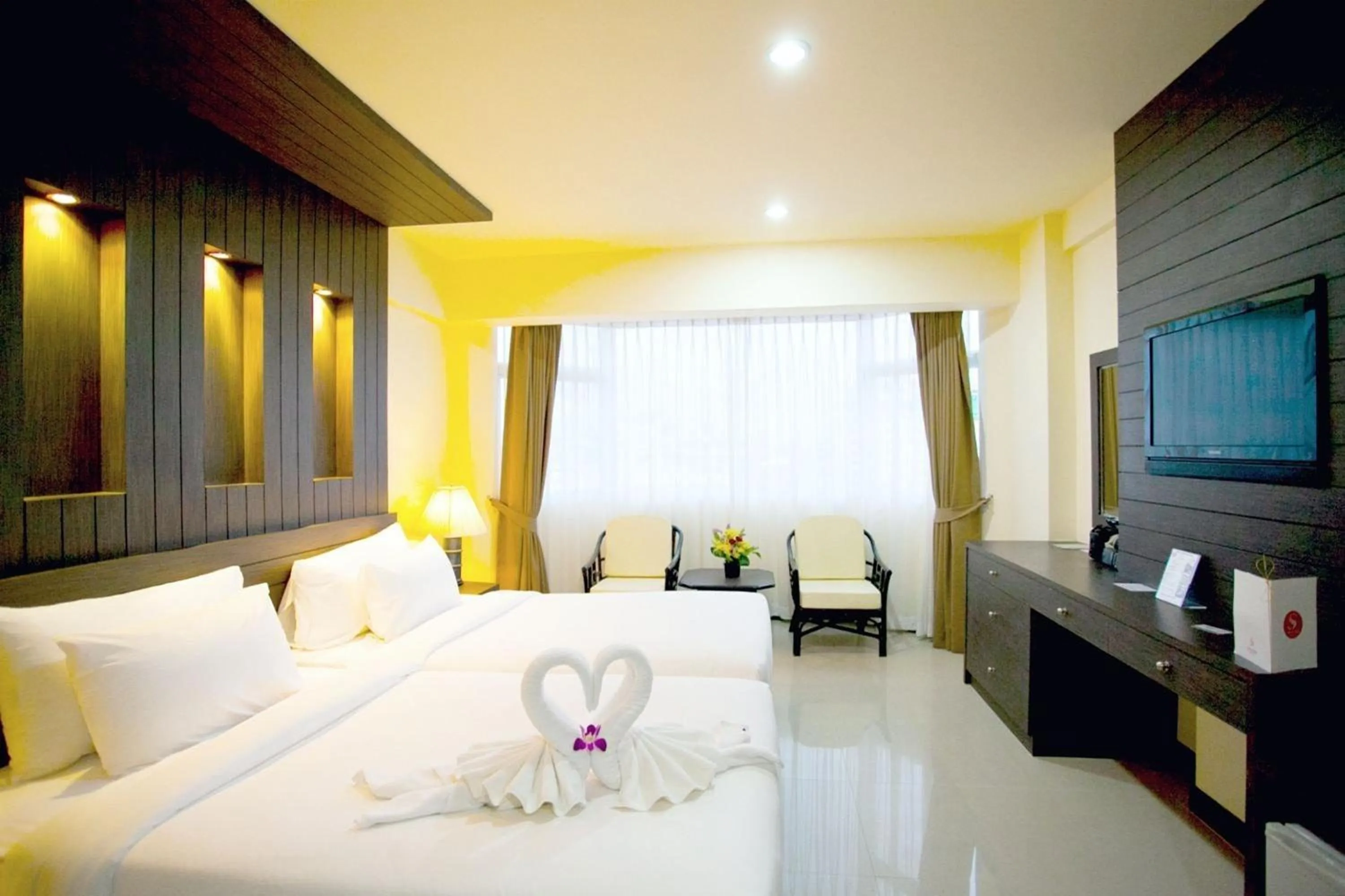 Bedroom in Suncity Hotel Pattaya