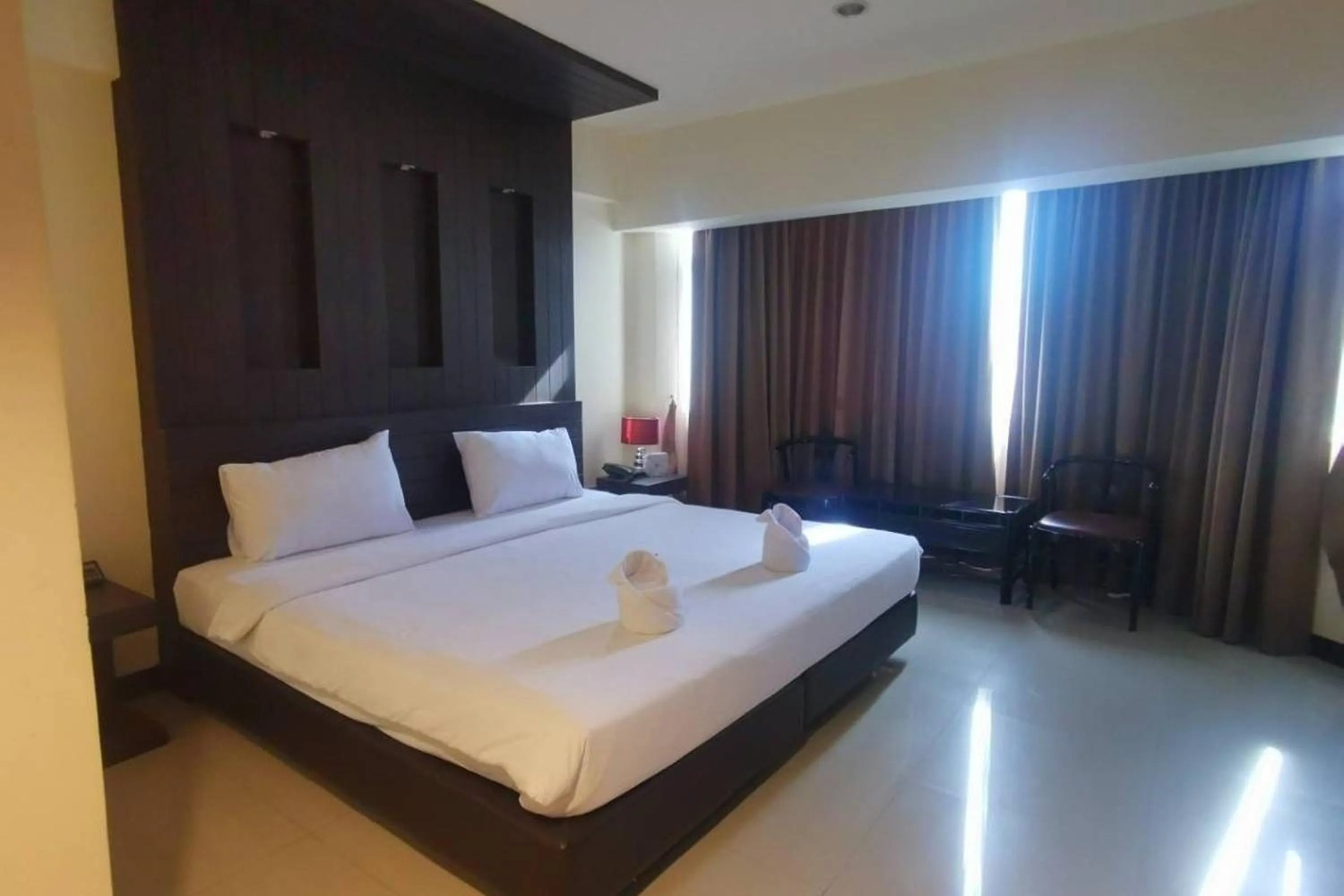 Bedroom in Suncity Hotel Pattaya
