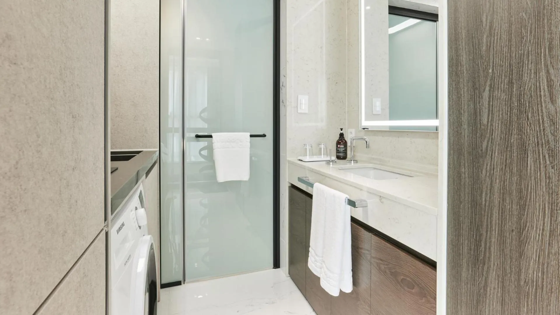 Travelodge Suites Busan Centum