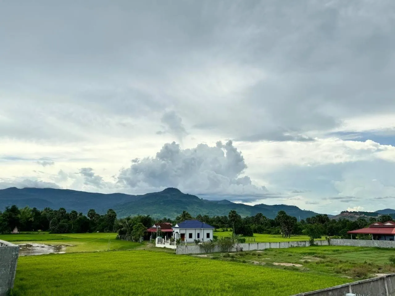 Mountain view in STONE AGE Boutique