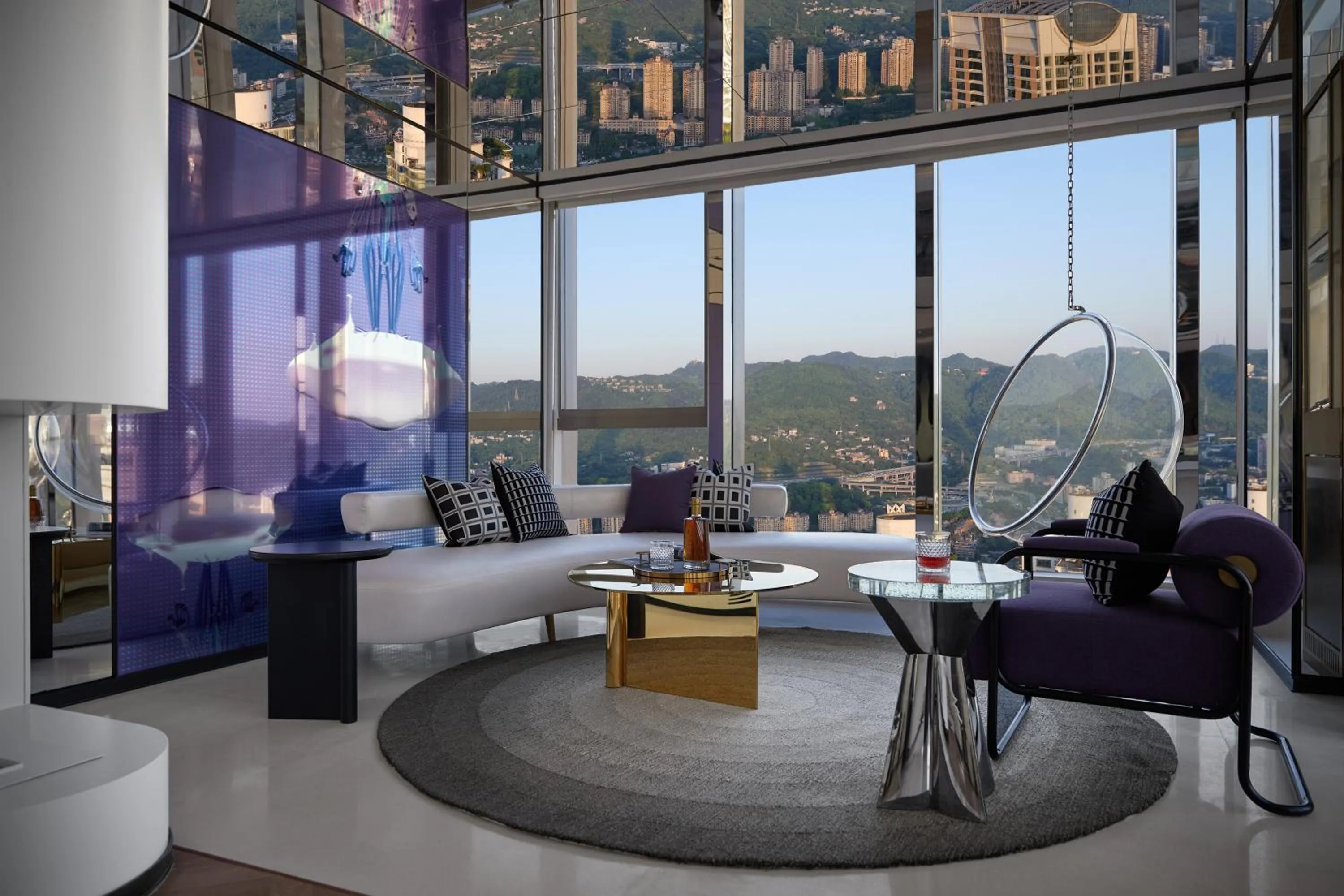 Seating area in ISEYA Panoramic Hotel Chongqing Jiefangbei Raffles Plaza