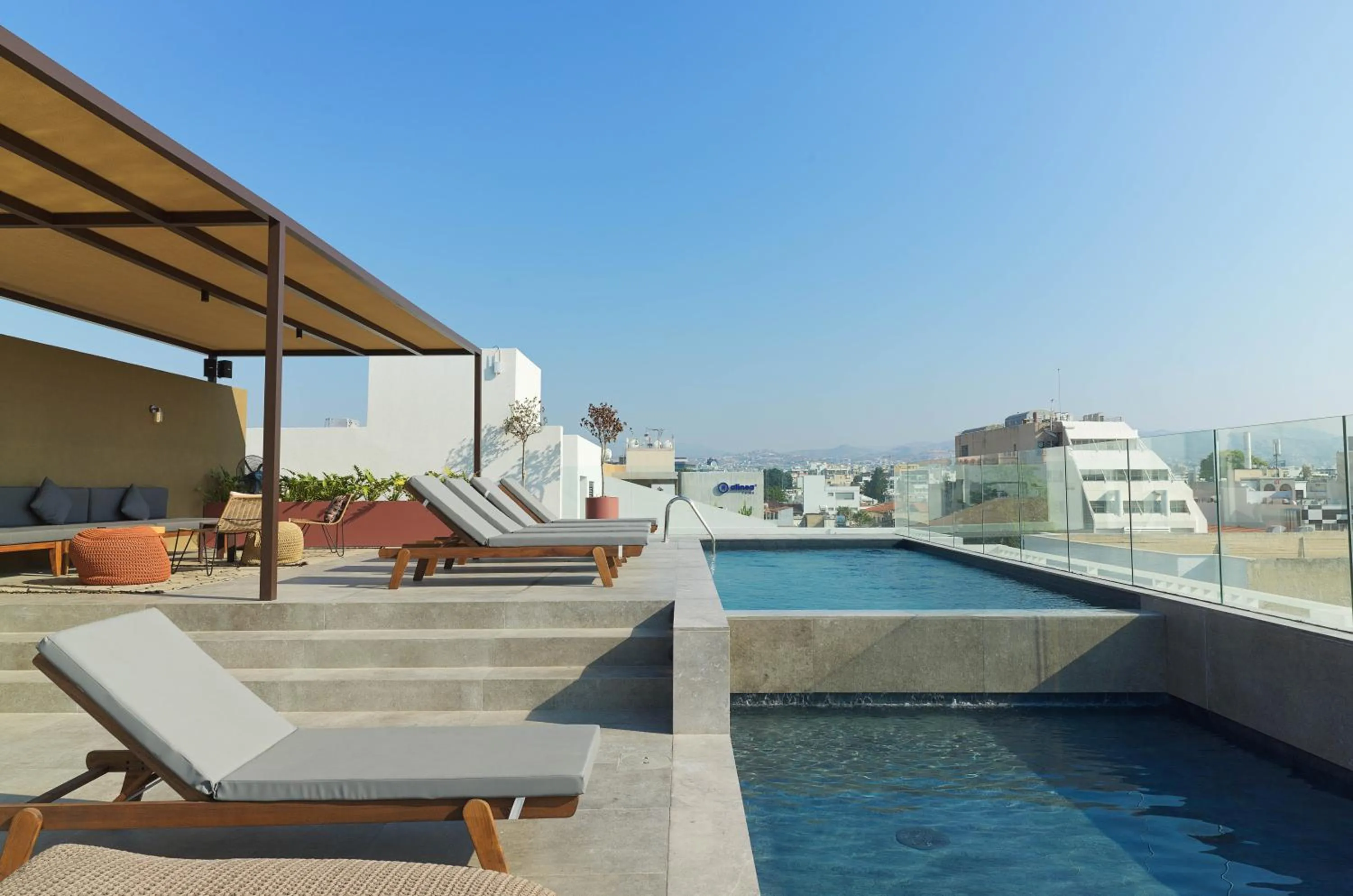 Swimming pool in Alinea Diono Historic Center