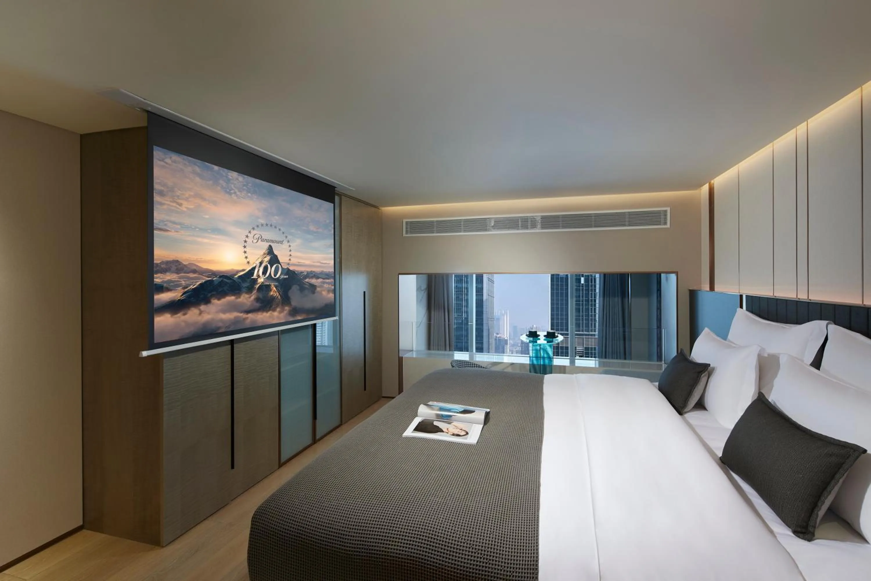 Bed in ISEYA Serviced Apart-ment Chengdu Taikoo Li Flagship