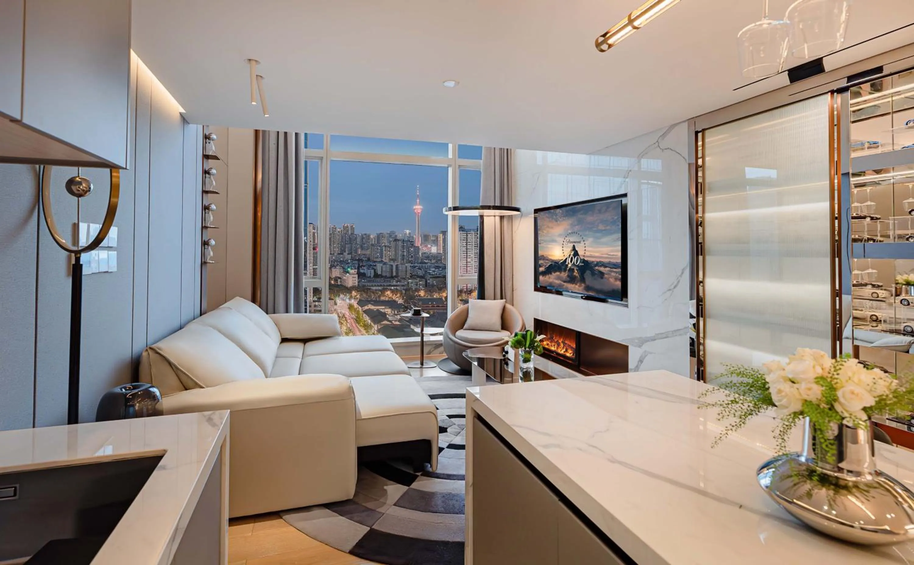 TV and multimedia in ISEYA Serviced Apart-ment Chengdu Taikoo Li Flagship