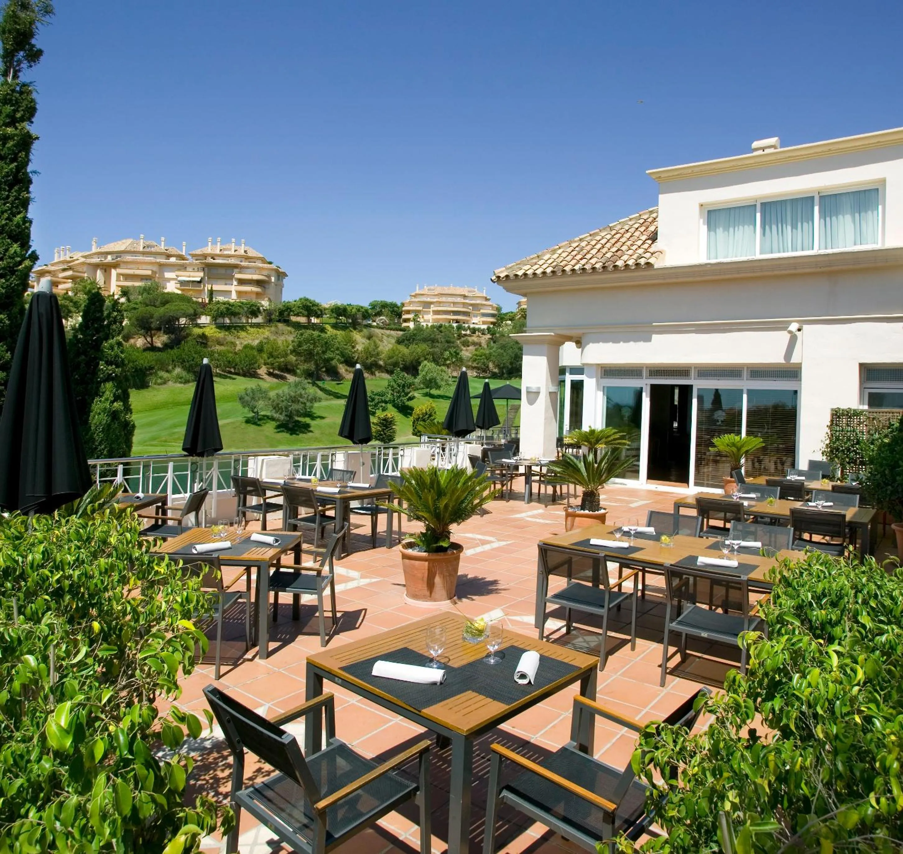 Restaurant/places to eat in Hotel - Apartamentos Greenlife Golf