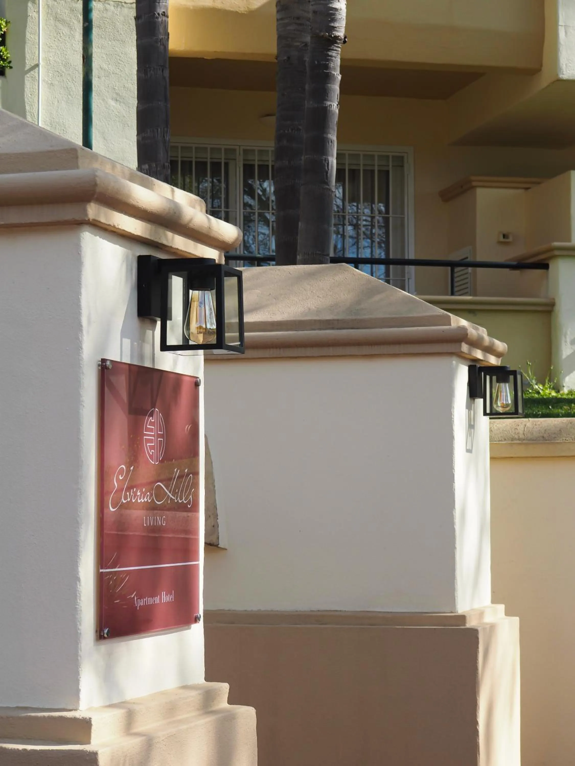 Facade/entrance in Elviria Hills Living