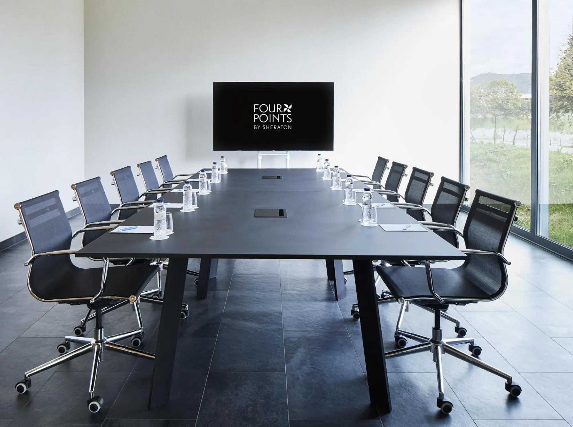 Meeting/conference room in Four Points by Sheraton Barcelona Airport