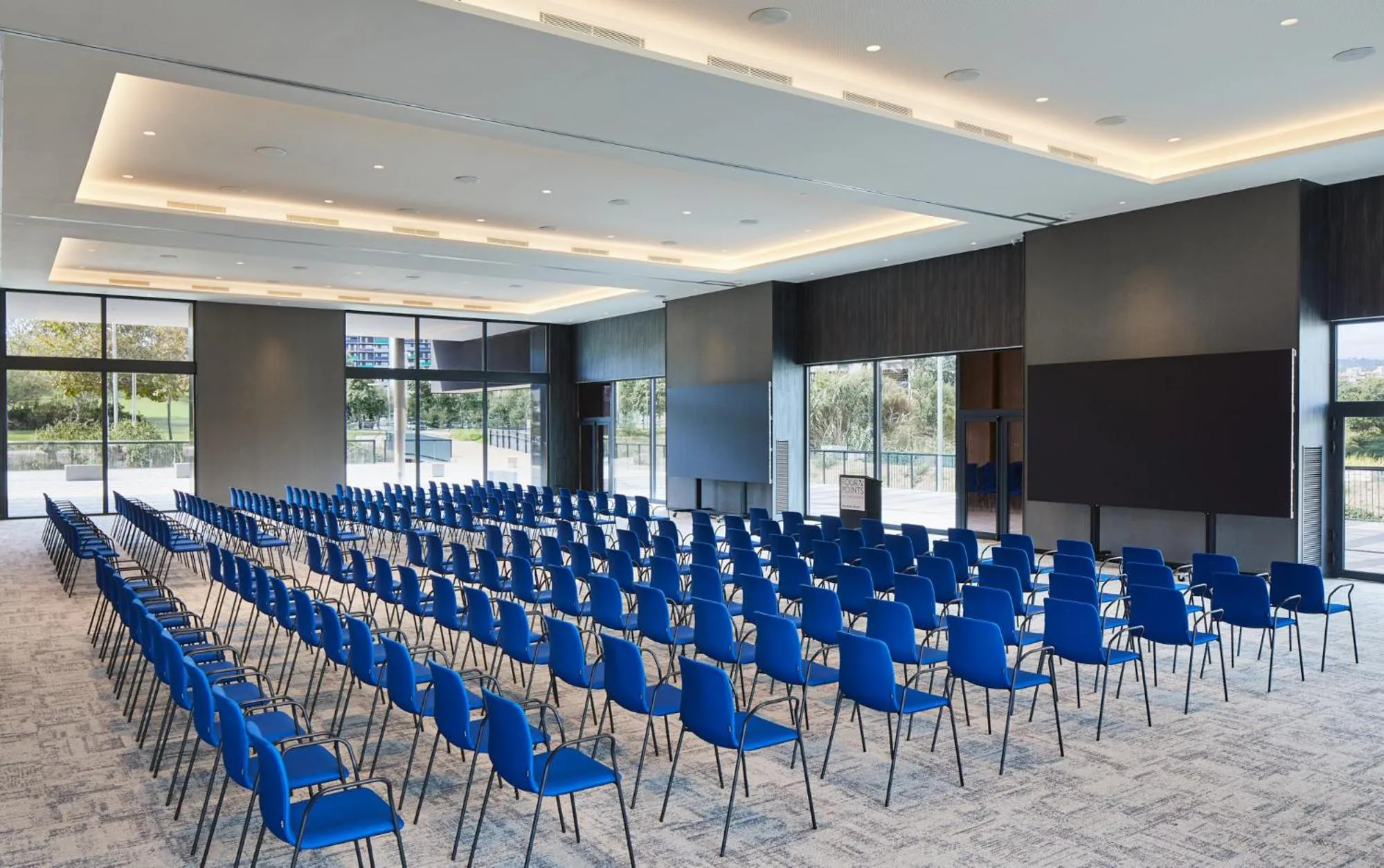 Meeting/conference room in Four Points by Sheraton Barcelona Airport