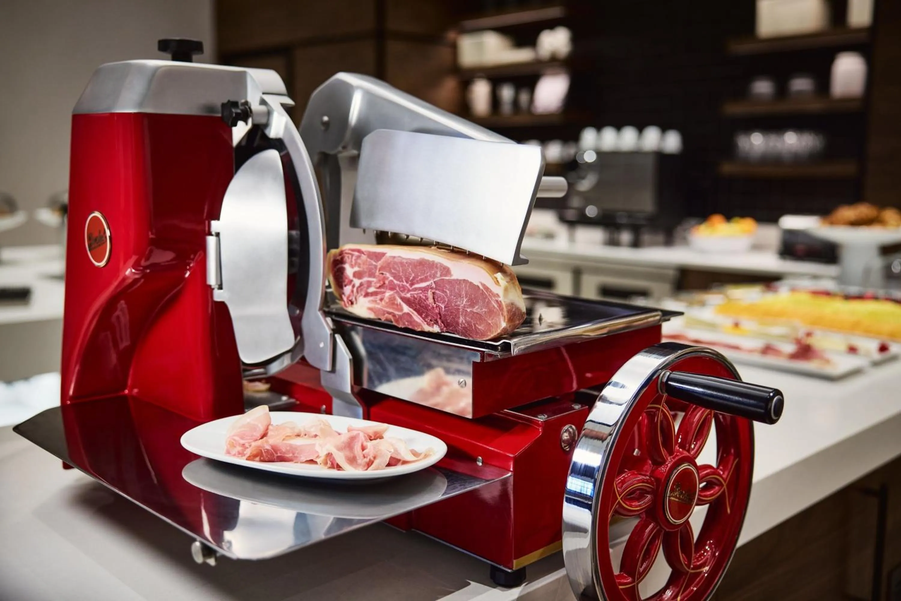 Lounge or bar in AC Hotel by Marriott Kansas City Downtown