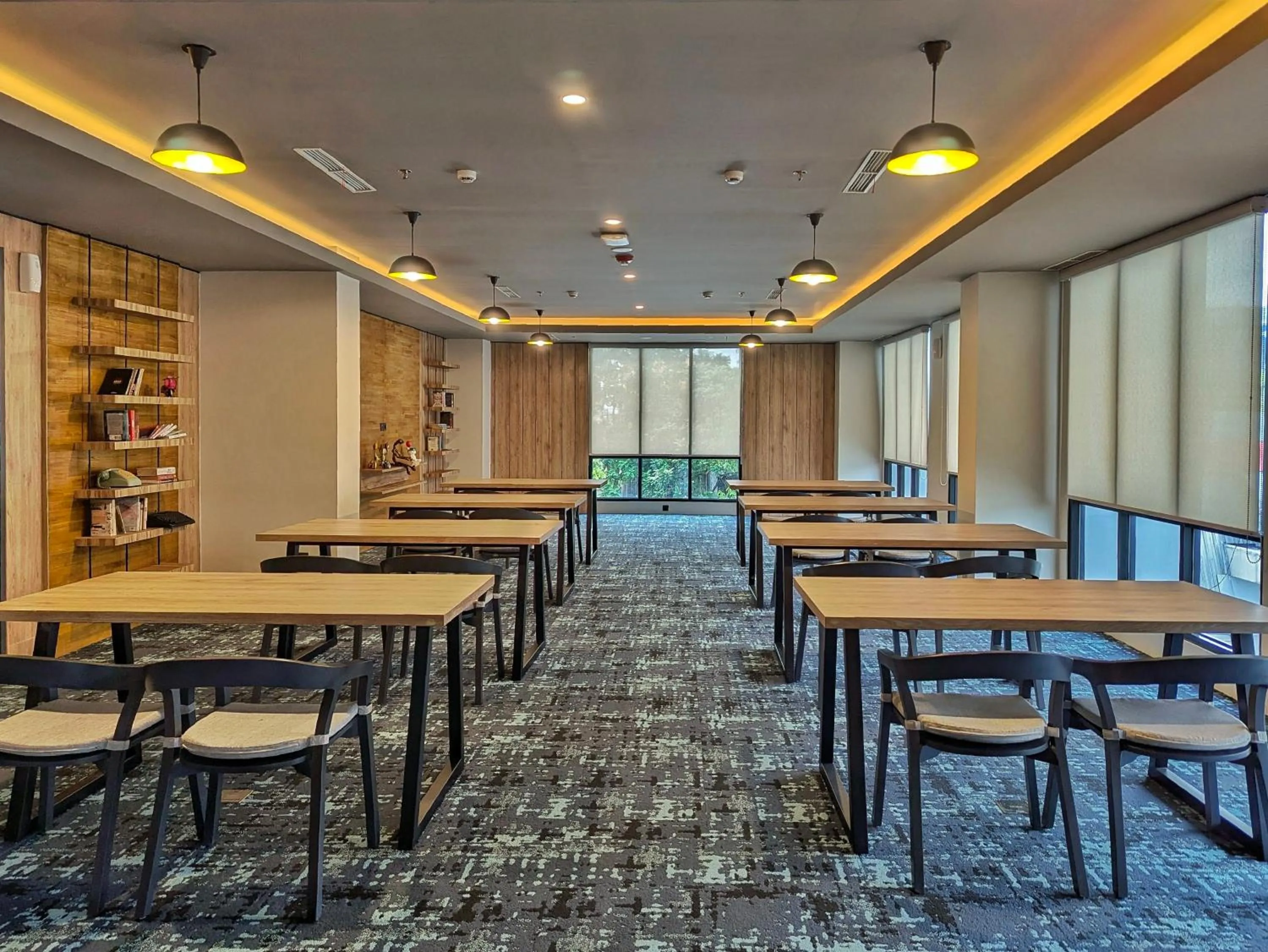 Banquet/Function facilities in Moxy Solo