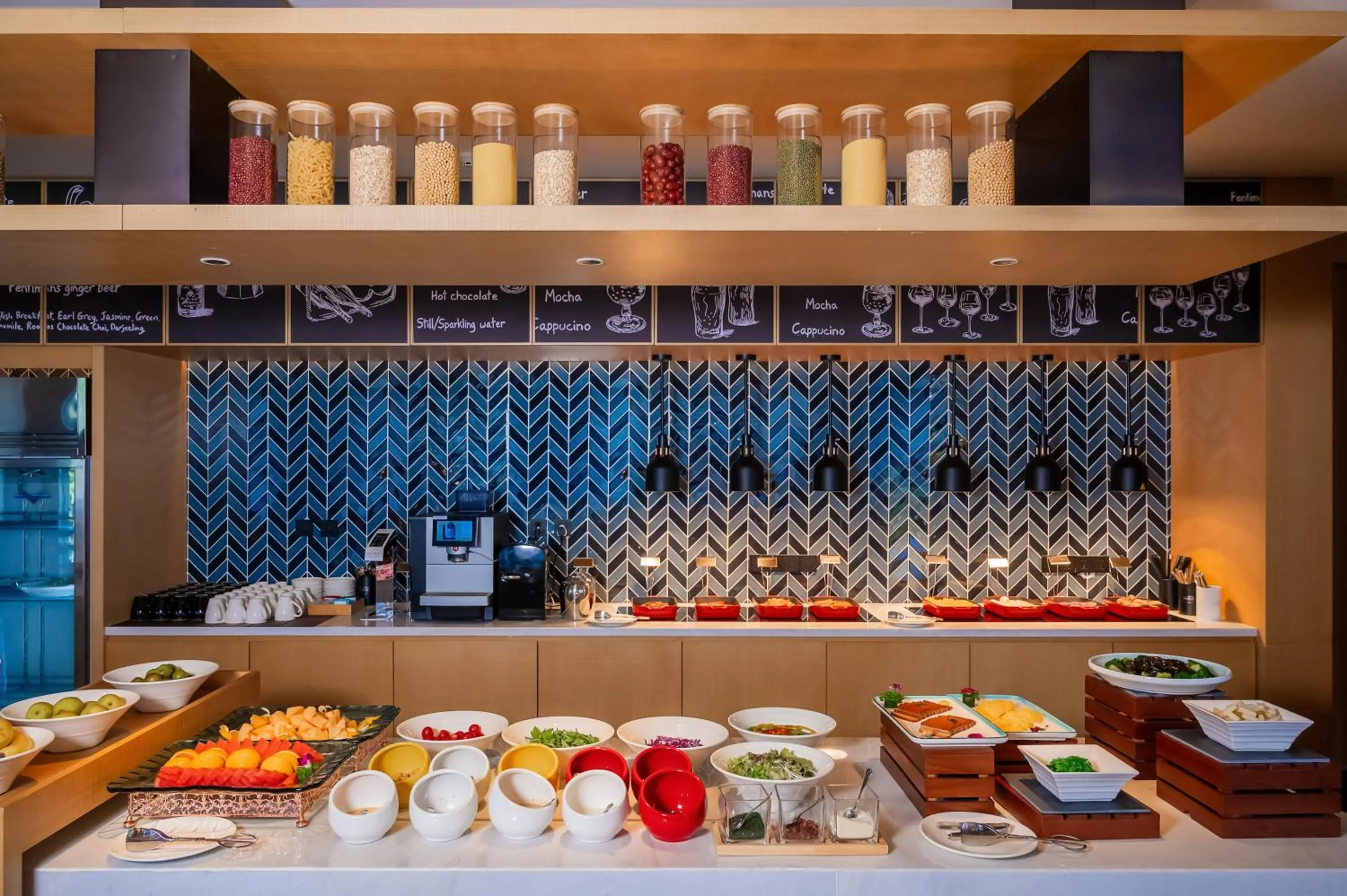 Restaurant/places to eat in Fairfield by Marriott Shenzhen Dameisha